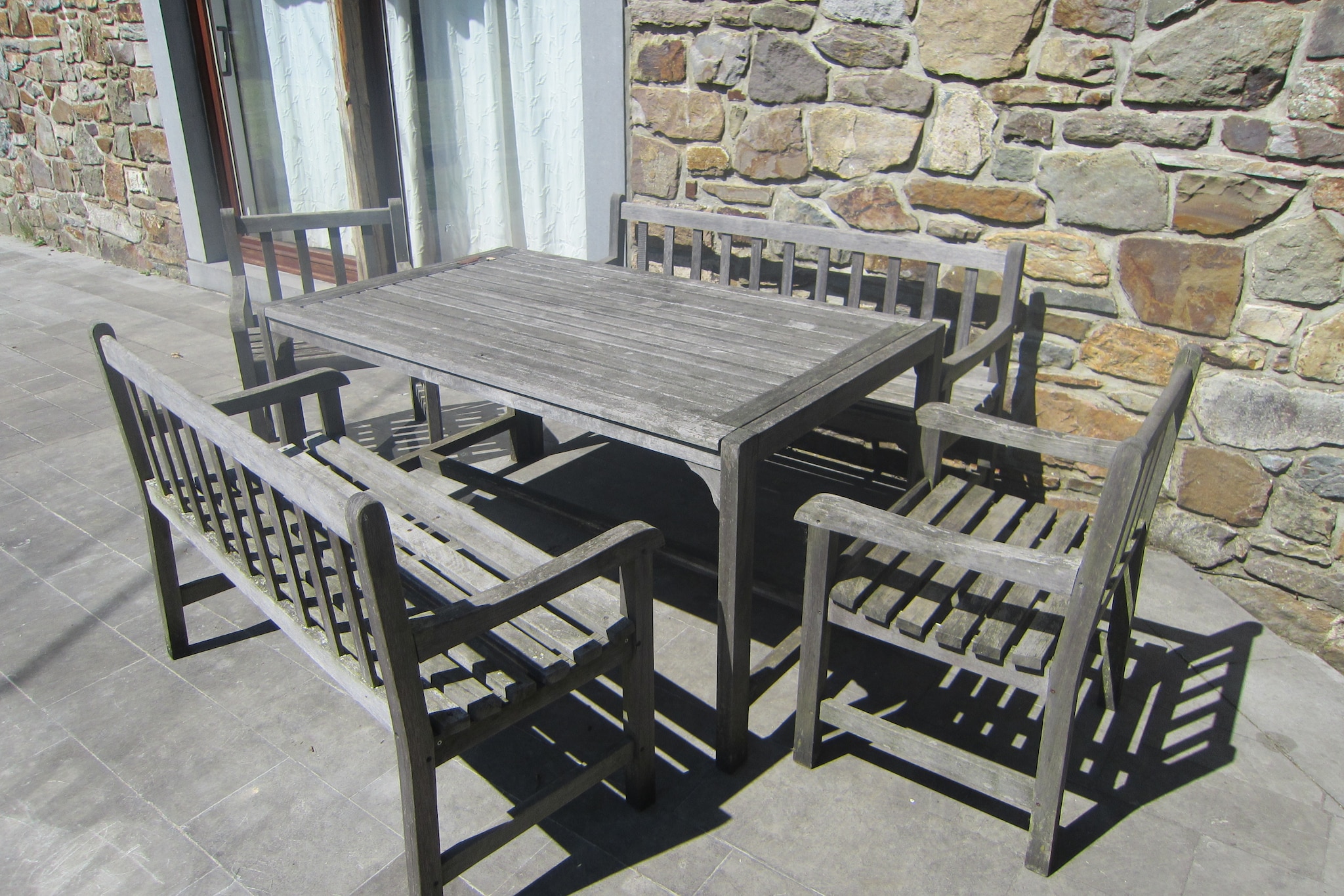 Li Saboti-Terrace balcony