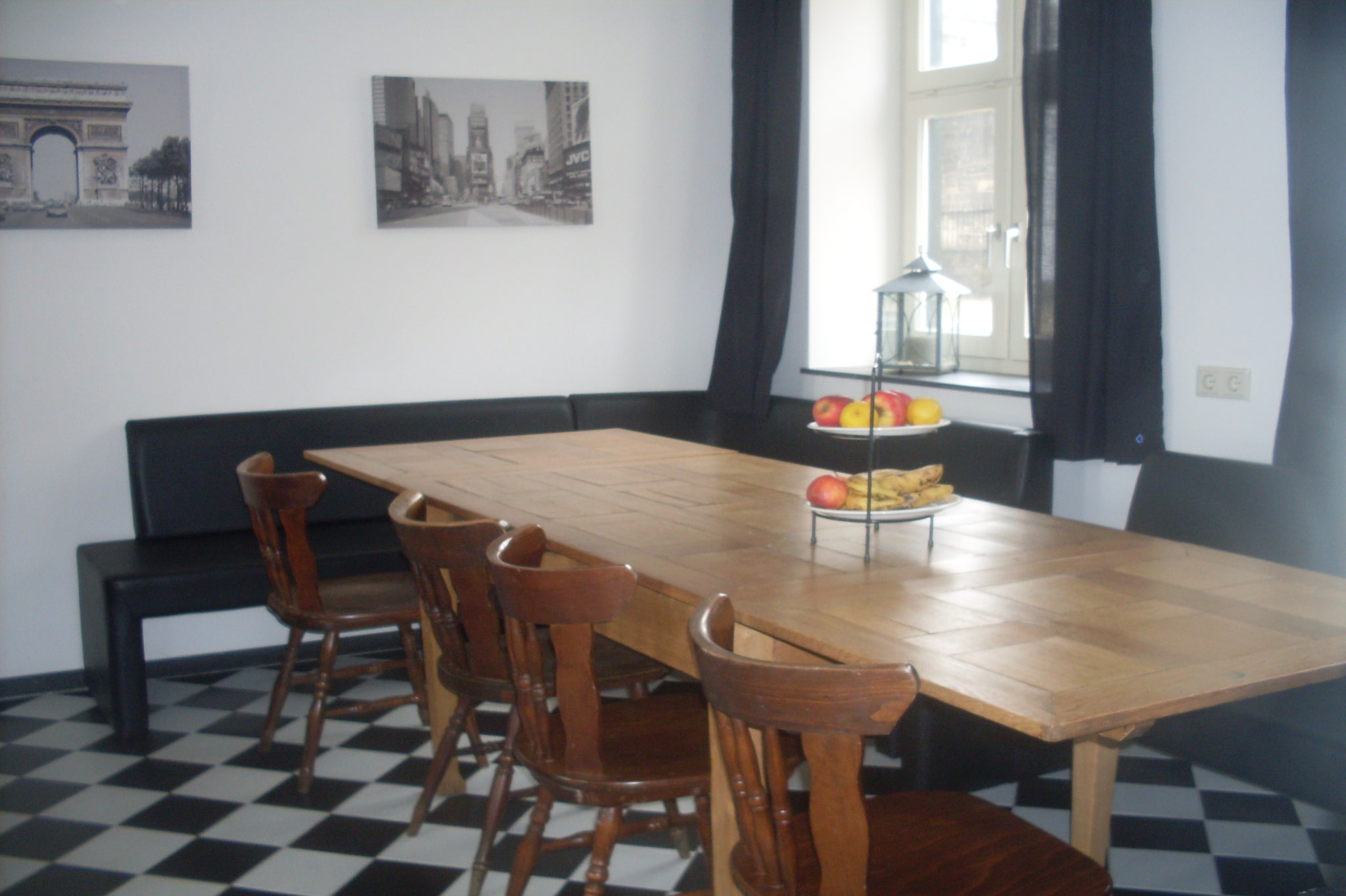 Hoeve de Drogenberg-Eetkamer