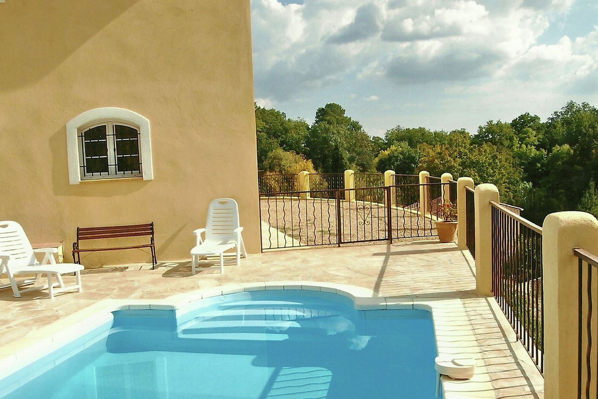 Luxuriöse Villa mit eigenem Pool in Cotignac, Frankreich