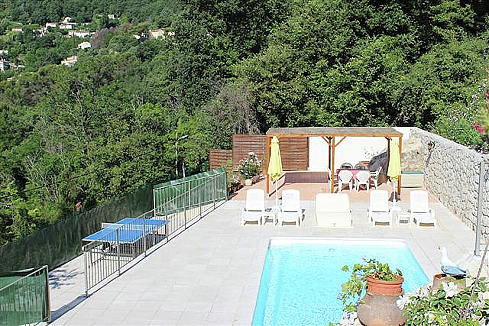 Geräumige Ferienvilla in Gattières mit privatem Pool