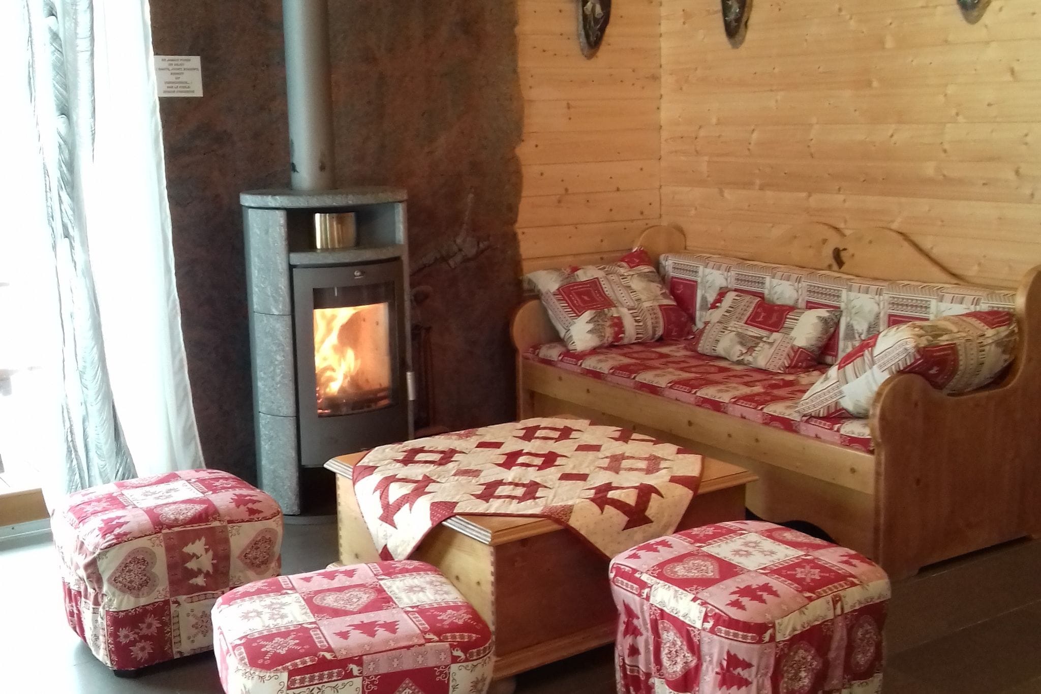 Ruim en prachtig houten chalet voorzien van sauna