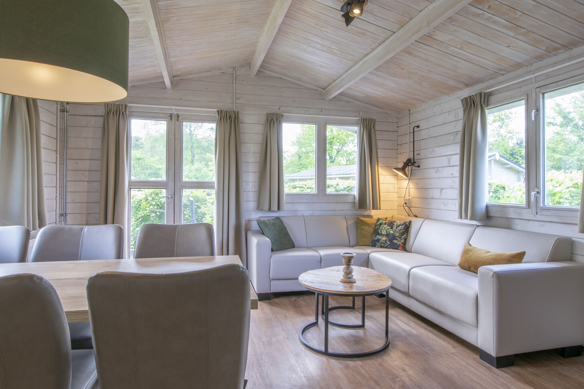Cosy, wooden, comfortable chalet in a car-free zone