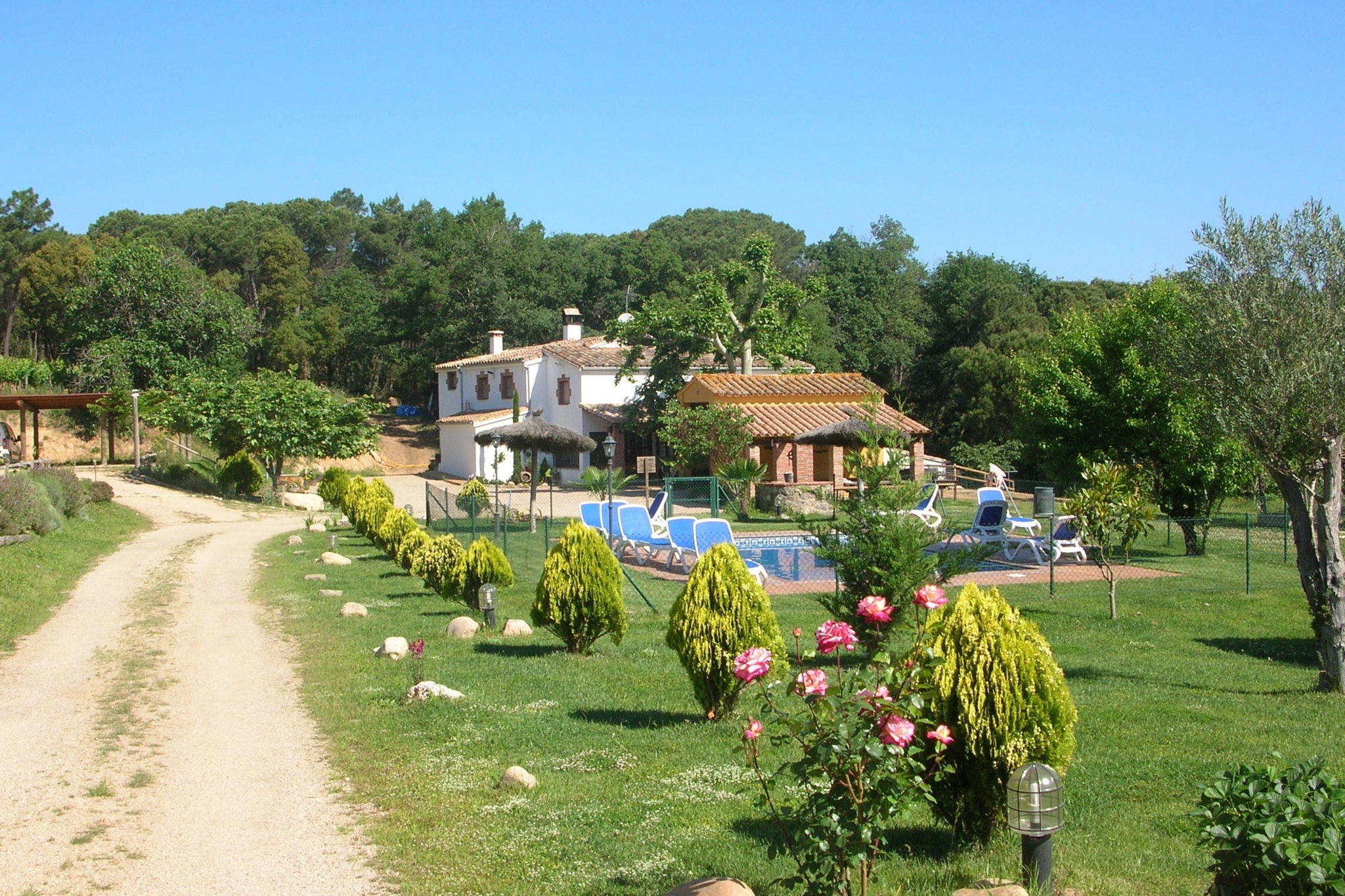 Vrijstaand vakantiehuis met privézwembad ligt landelijk gelegen in Riudarenes.