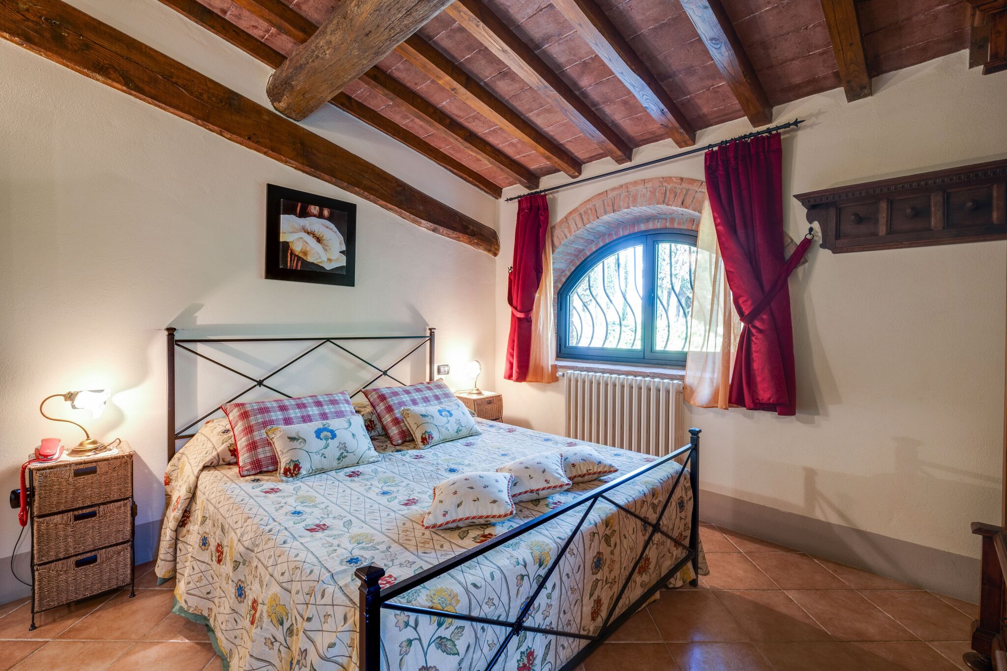 Luxuriöses Ferienhaus mit eig. Terrasse in Vicchio, Toskana