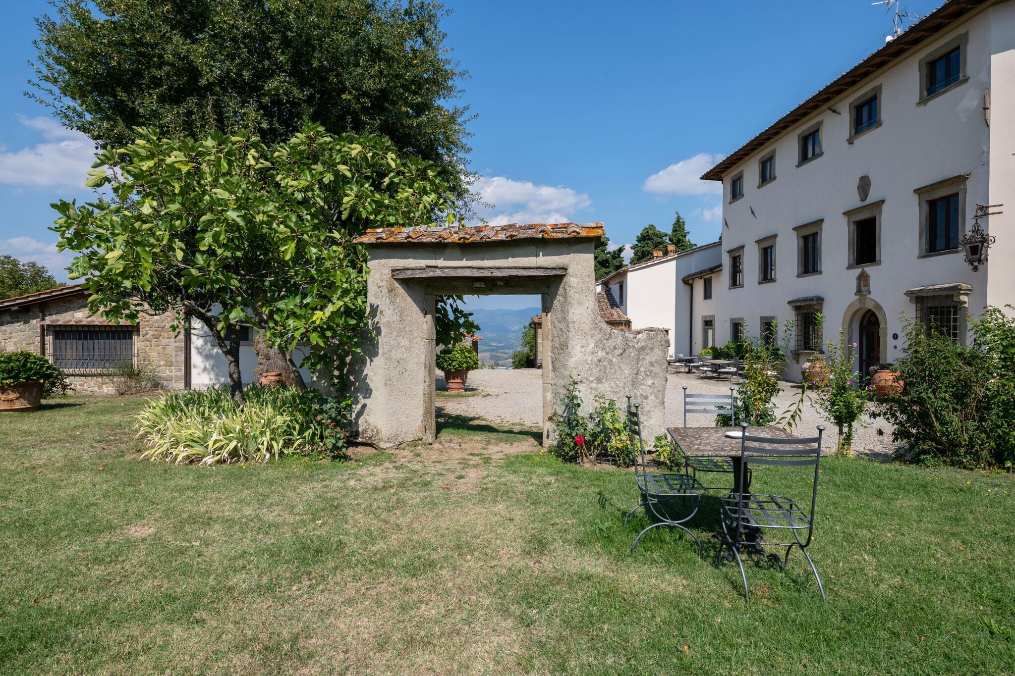 Renaissance villa in the heart of the Mugello, 35 km from Florence.