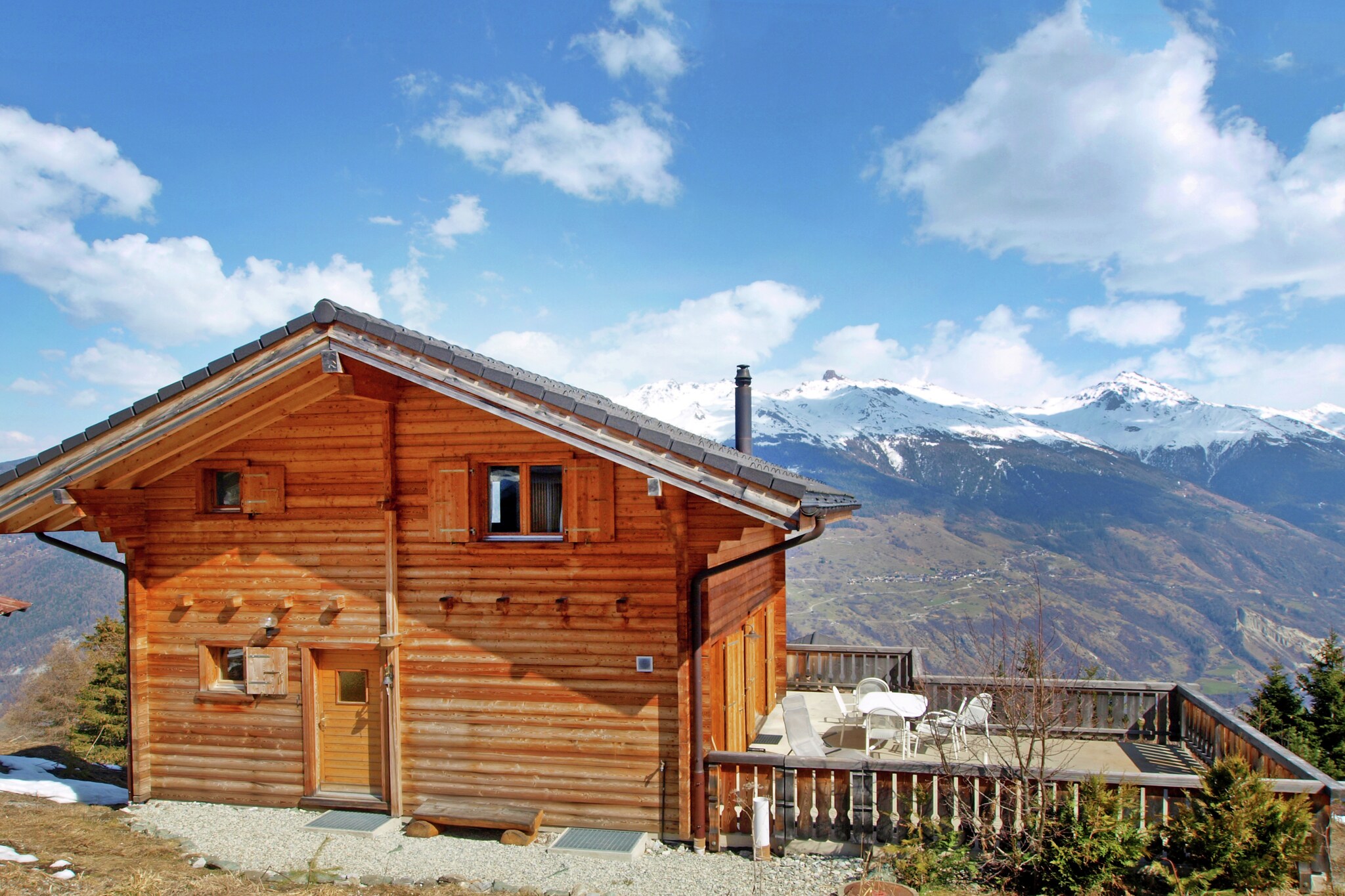 Set on a hillside in Les Collons, this two-bedroom chalet offers a warm retreat with mountain views and thoughtful touches for families or groups. The living room, complete with a fireplace, invites relaxed evenings after active days outdoors, while the mezzanine with additional sleeping space and TV makes it easy to spread out. A fully equipped kitchen, modern bathrooms, and floor heating add comfort, and the private sauna provides the perfect way to unwind. With two terraces and balconies, the scenery can be enjoyed from sunrise to sunset.
Just 400 meters from restaurants, shops, and the ski lift, the chalet’s location makes exploring effortless. The 4 Vallées ski area promises wide slopes, snowparks, and even a scenic sledge run between Thyon and Les Collons. Beginners can join nearby ski schools, while seasoned skiers enjoy long descents with sweeping alpine panoramas. In summer, forest trails just 500 meters away are perfect for hiking, biking, and discovering the diverse landscapes of the Valais region. Guests can also take advantage of seasonal discounts on ski passes, adding extra value to their stay.
Les Collons offers plenty of dining options within walking distance, from mountain huts serving traditional raclette and fondue to cozy pubs for après-ski evenings. Freshly baked breads, cheeses, and regional wines can be found in nearby shops, while Sion, only 25 km away, provides a broader mix of restaurants, markets, and cultural charm.