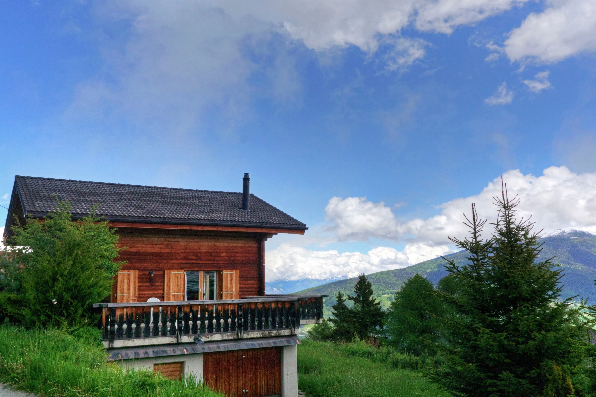 Chalet in Les Collons near Ski Lift & Snowpark