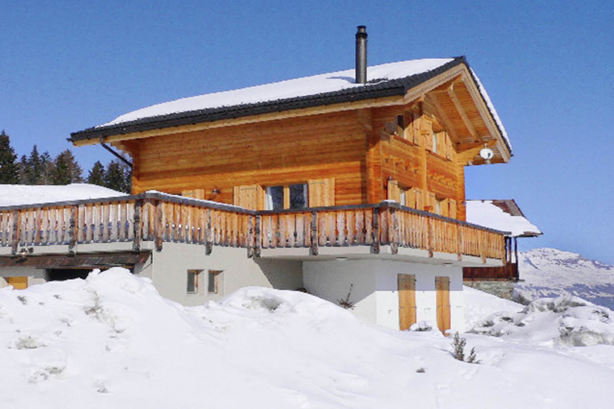 Chalet in Les Collons near Ski Lift & Snowpark
