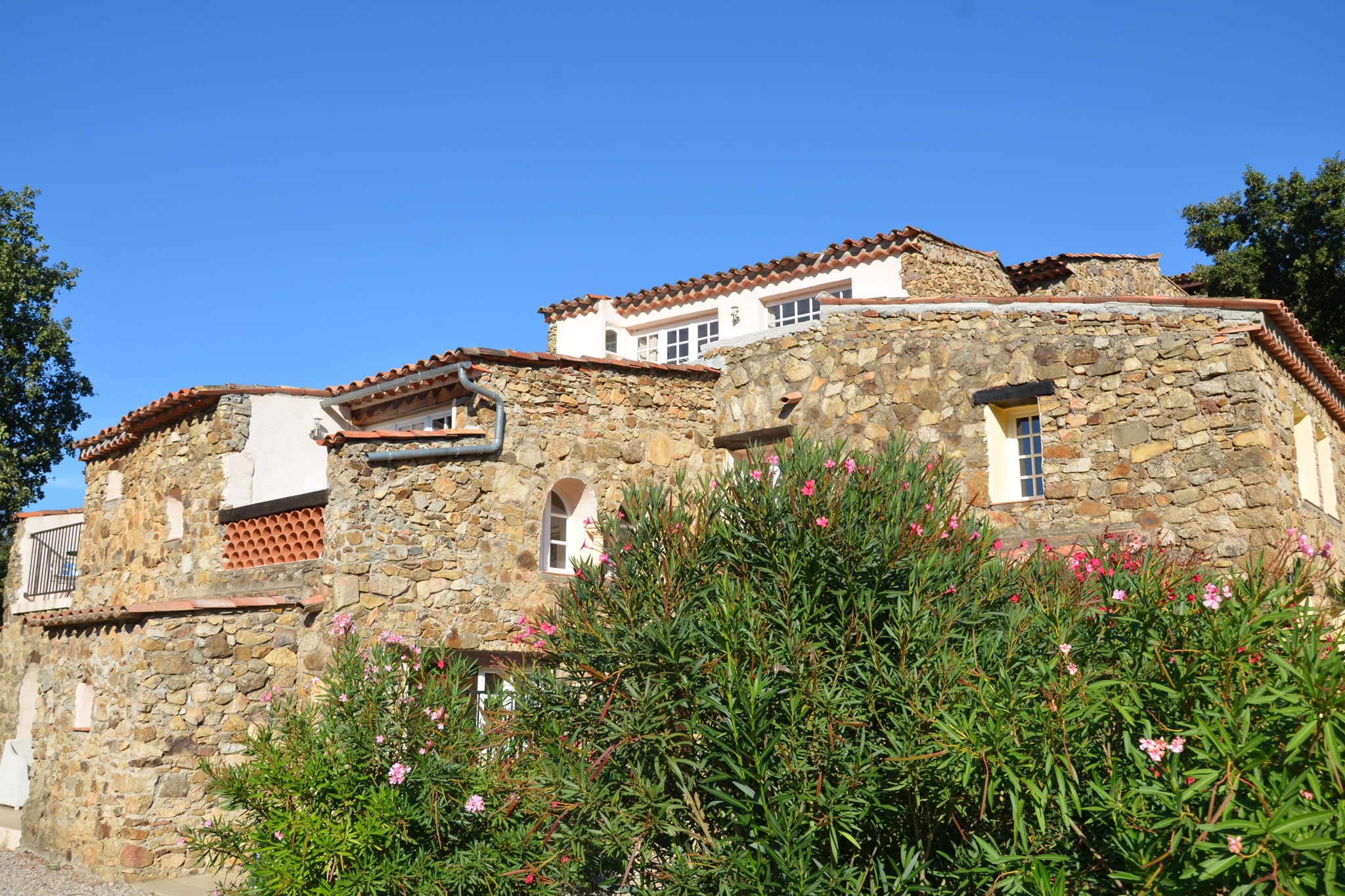 Maison moderne avec terrasse, près de Sainte Maxime