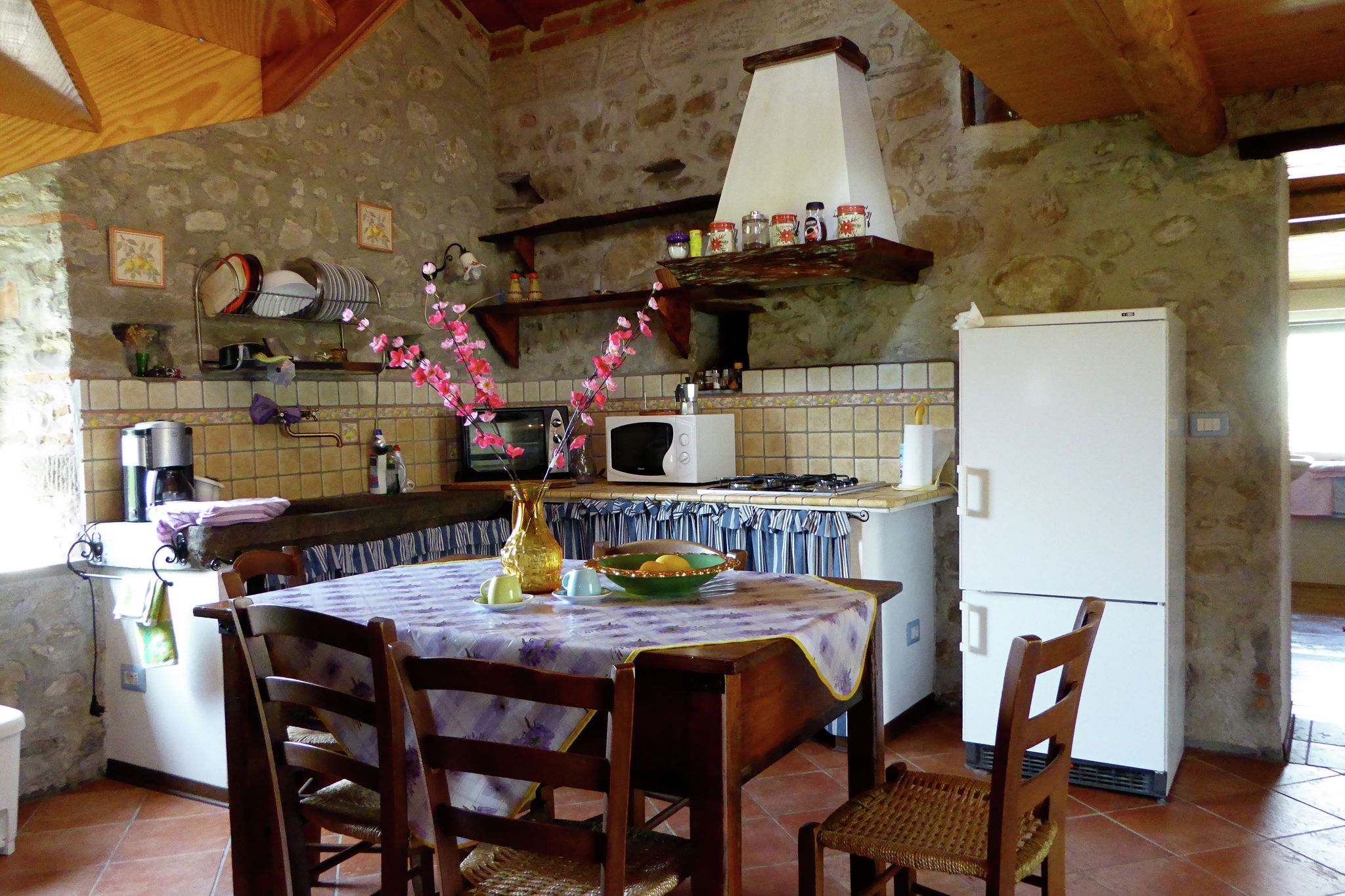 Charming detached house in Lucca province.