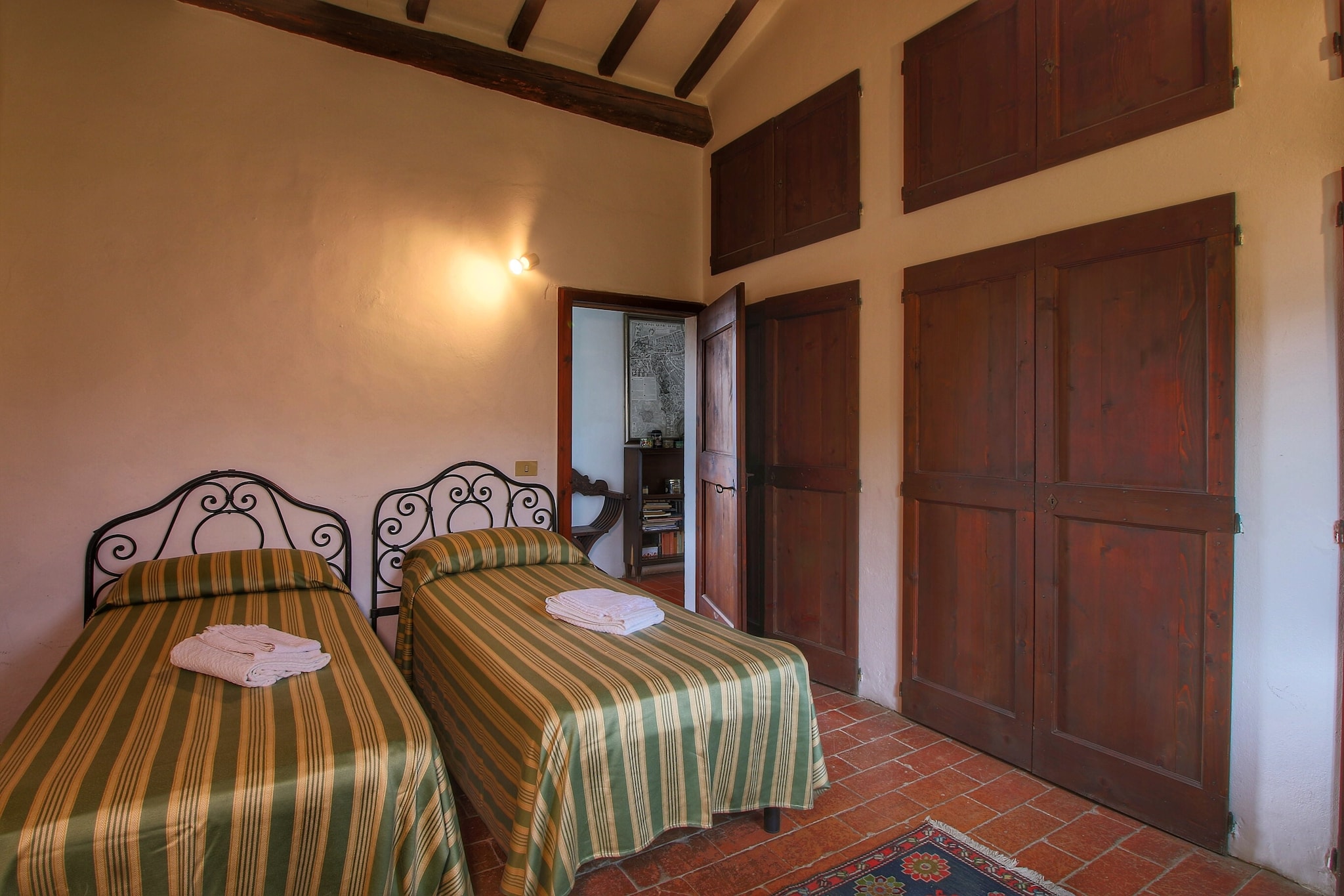Bed Room
