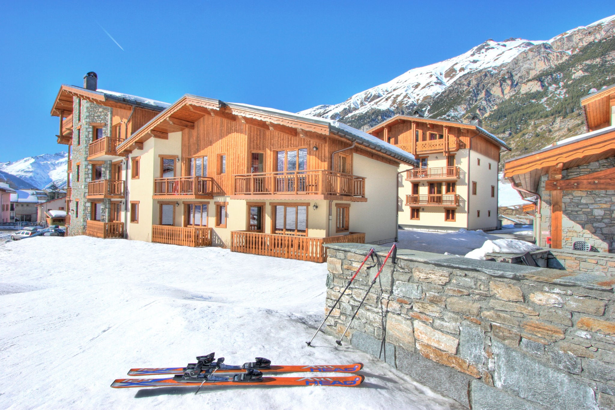 Comfortable apartment at the ski slopes in known Val Cenis