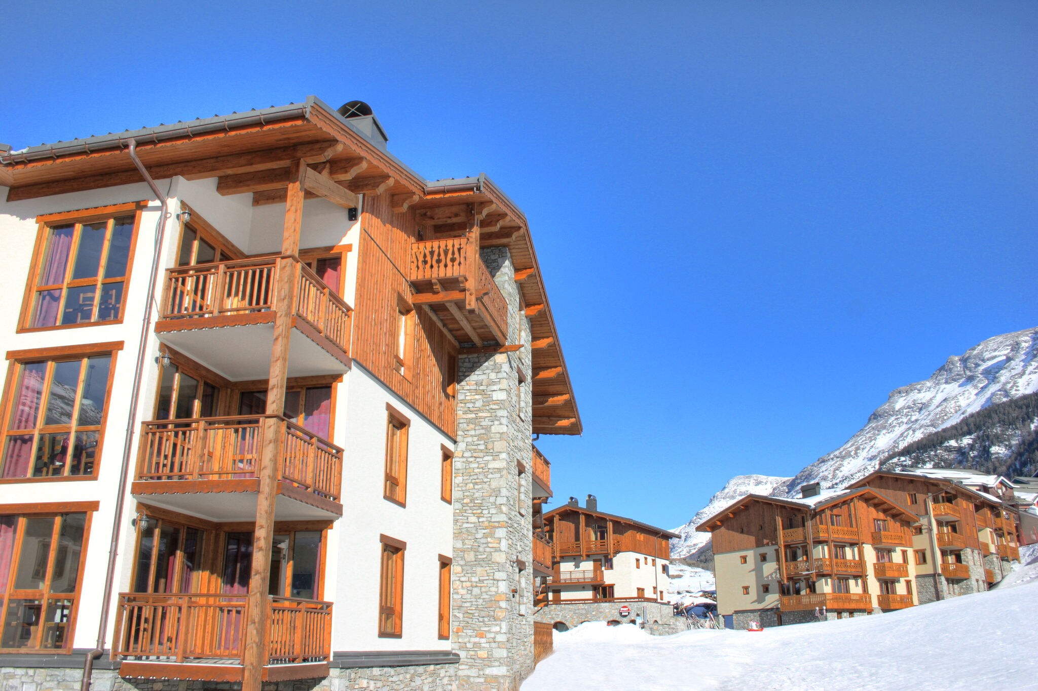 Comfortable apartment at the ski slopes in known Val Cenis