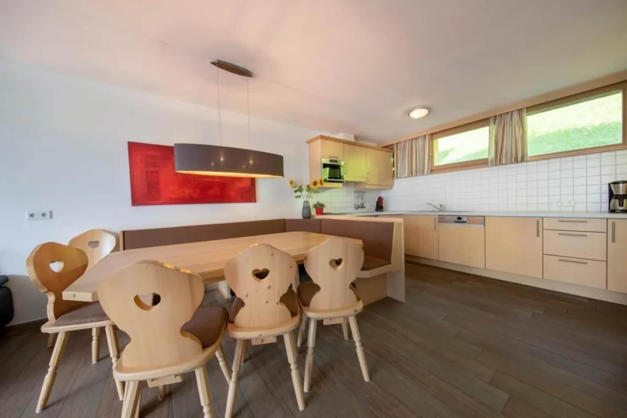 Schöneben Haus Arnika - Eetkamer