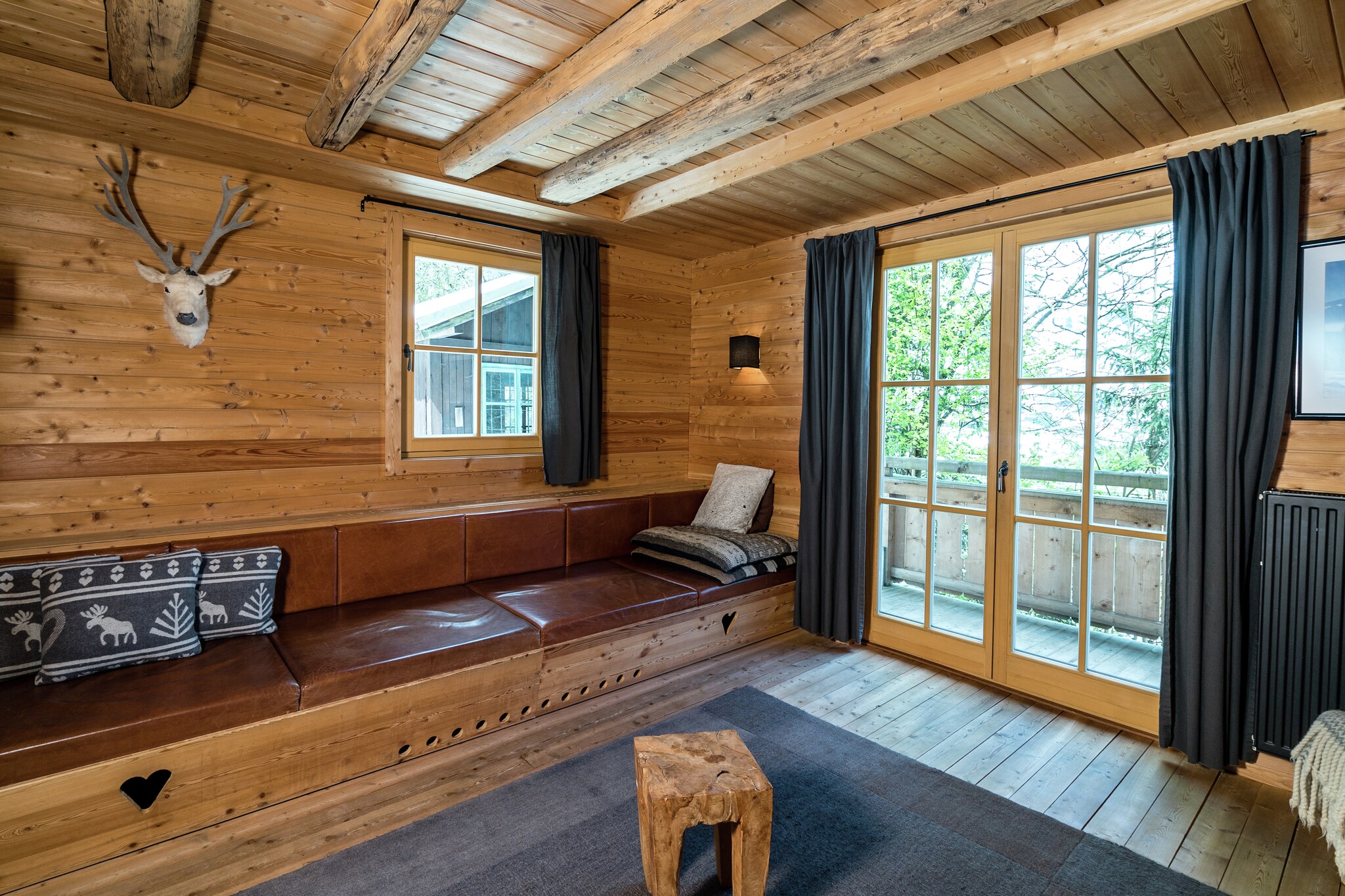 Chalet with Views, Privacy & Fire in Kaprun