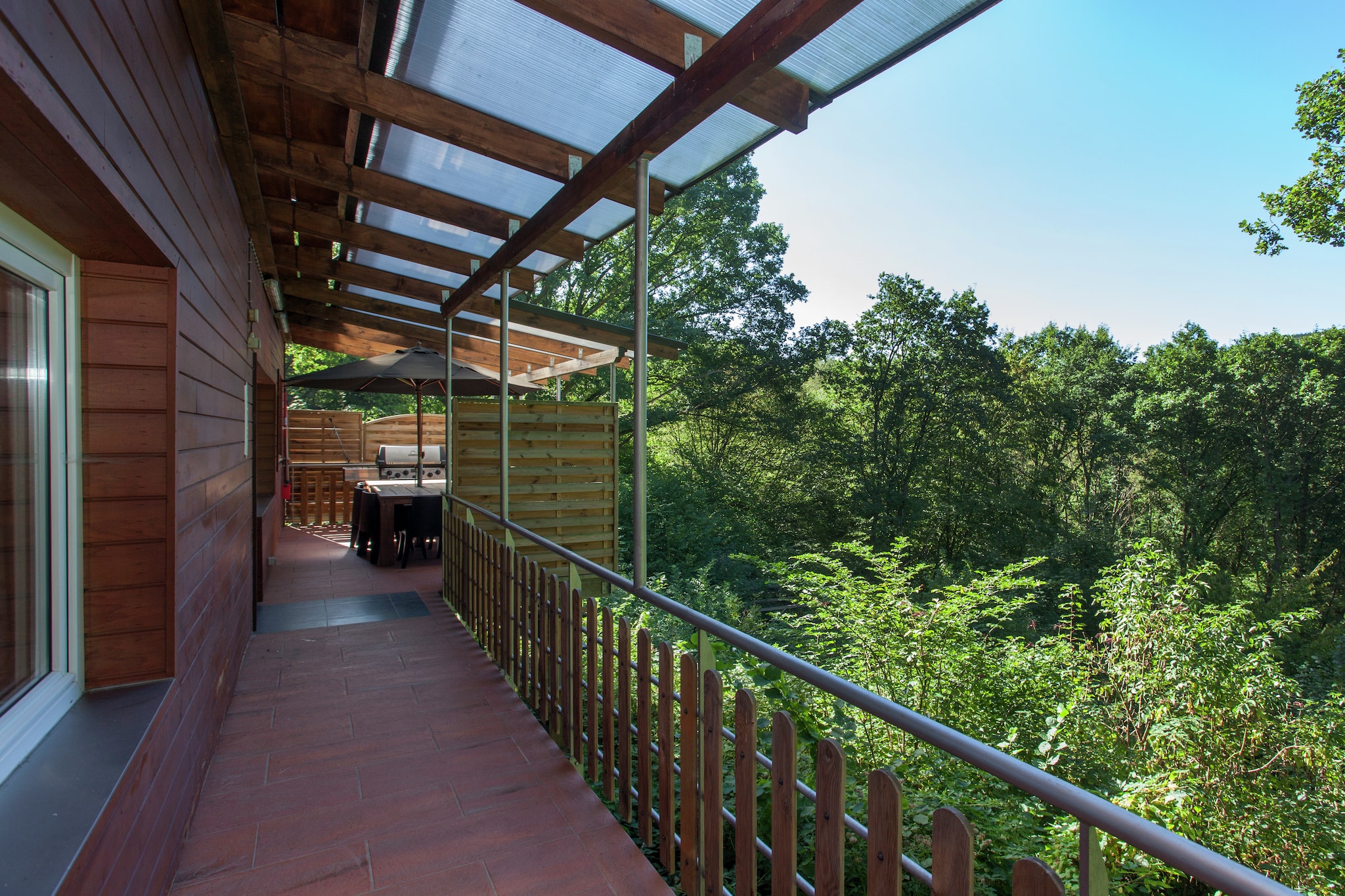 La Cabane de Jade-Uitzicht zomer