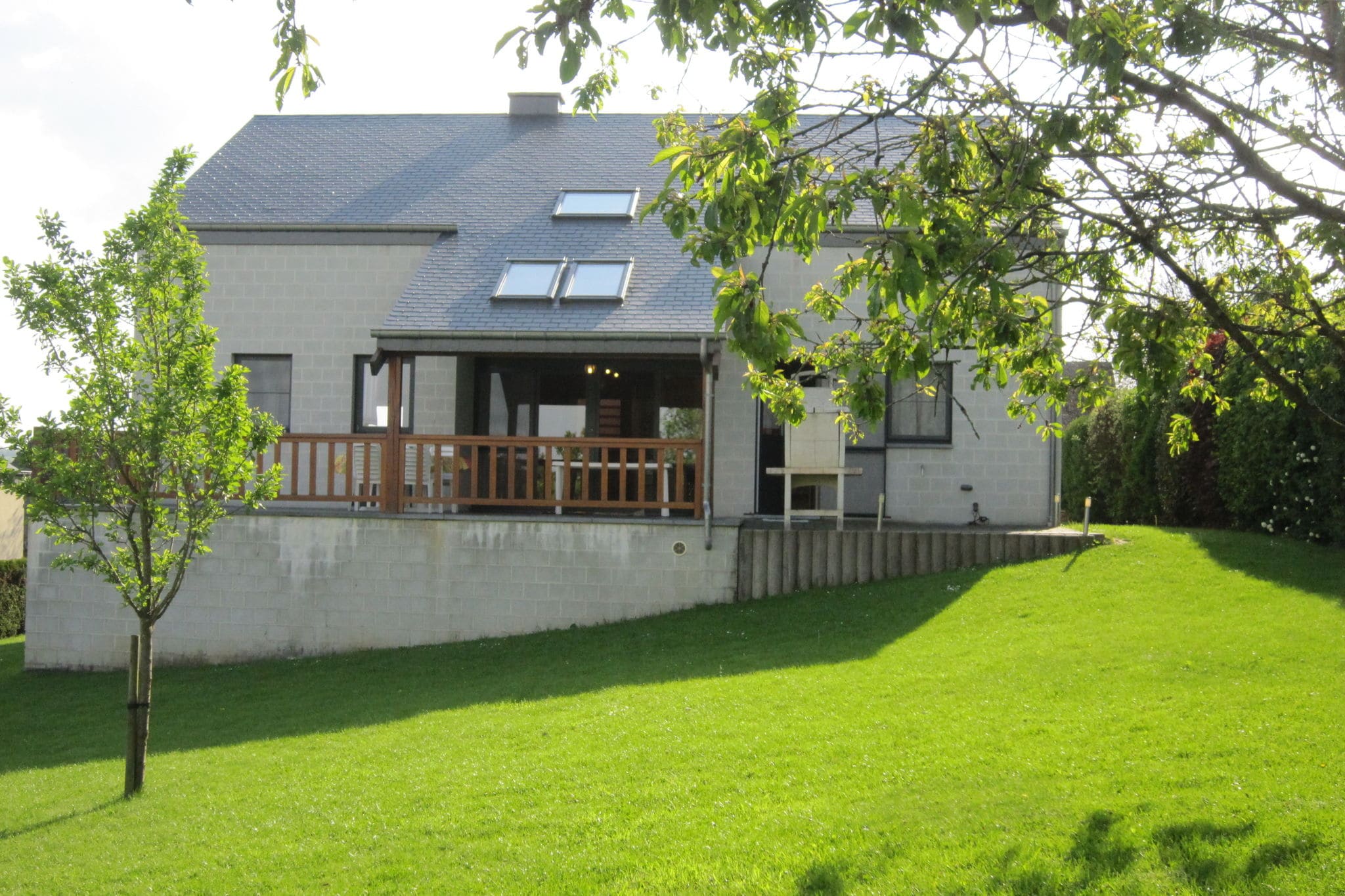 Maison de vacances contemporaine à Houffalize avec jardin