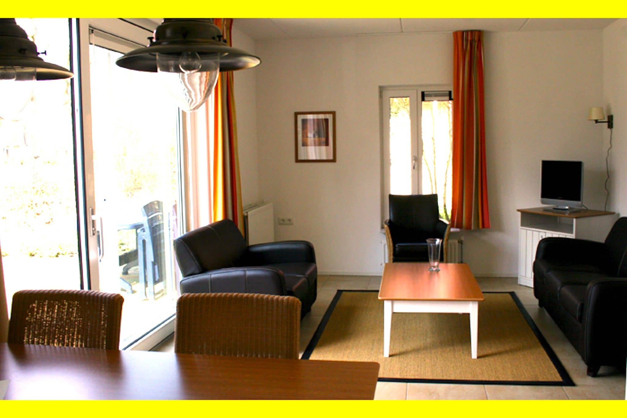 Spacious holiday home with WiFi, 20 km. from Assen
