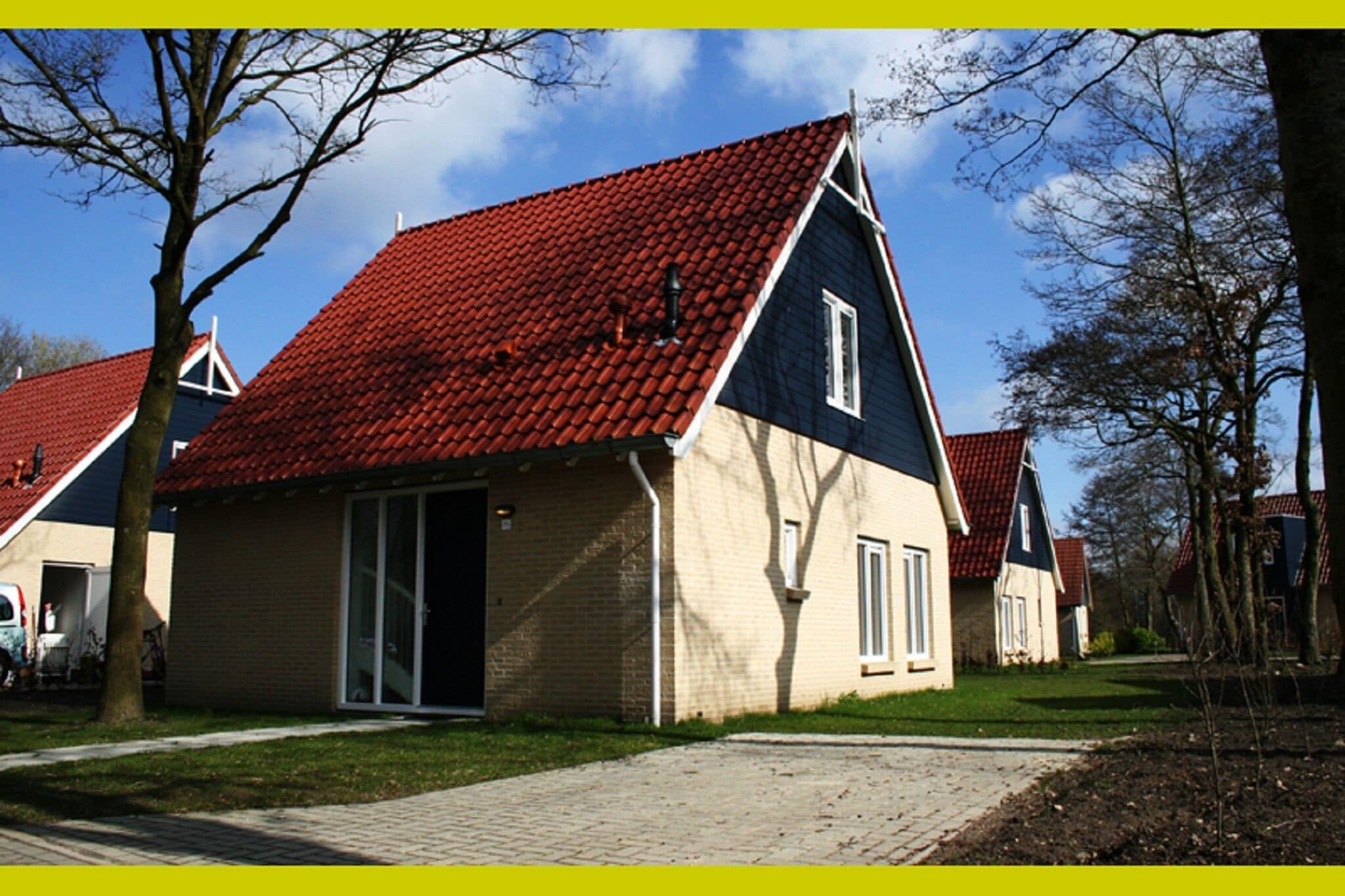 Spacious holiday home with WiFi, 20 km. from Assen