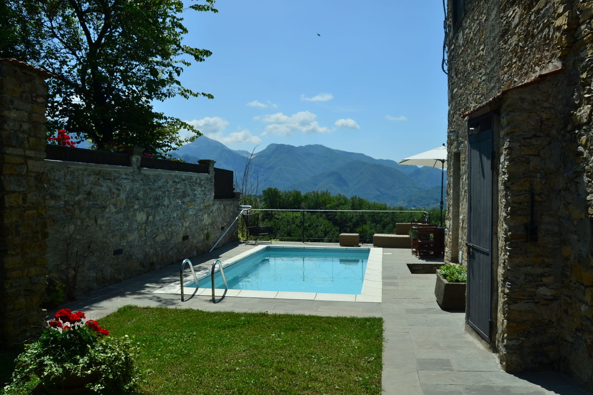 Historisches Ferienhaus in Fivizzano mit Schwimmbad