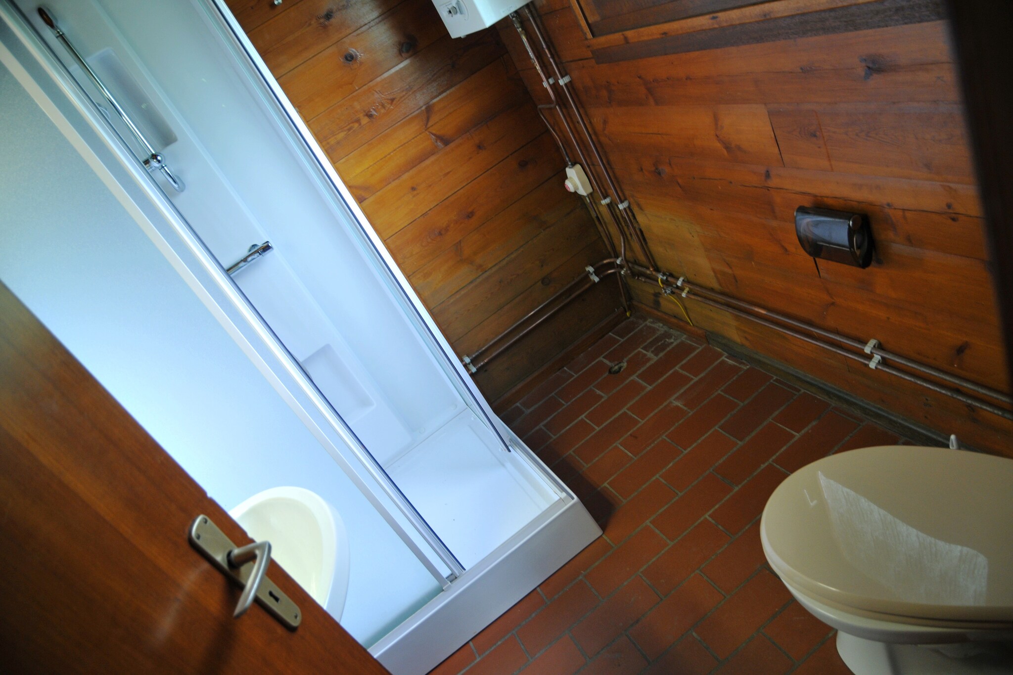 Vakantiehuis Houyet max. 14 personen 2 huisdieren 6 slaapkamers sauna #23