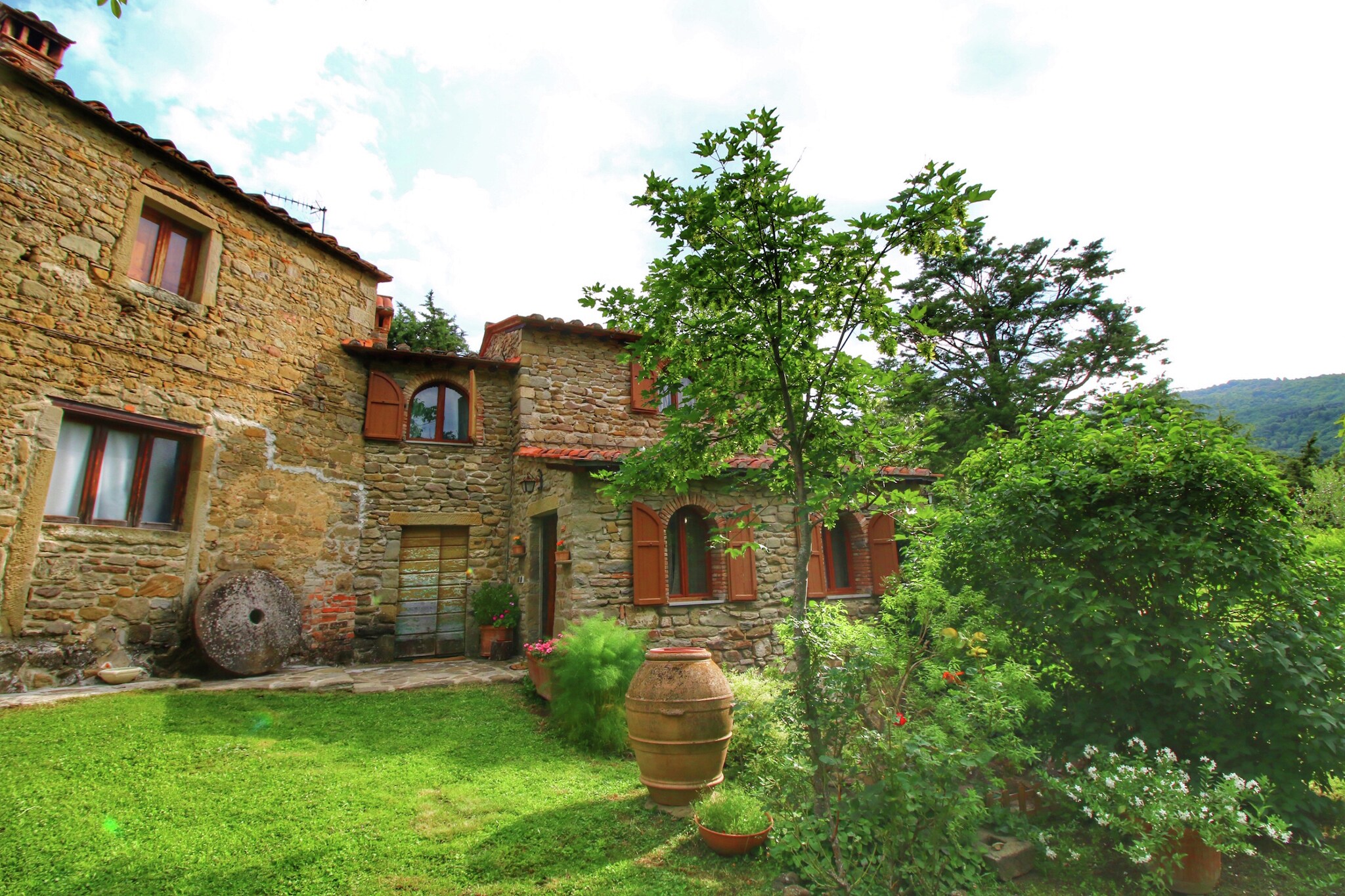 Exterior Summer