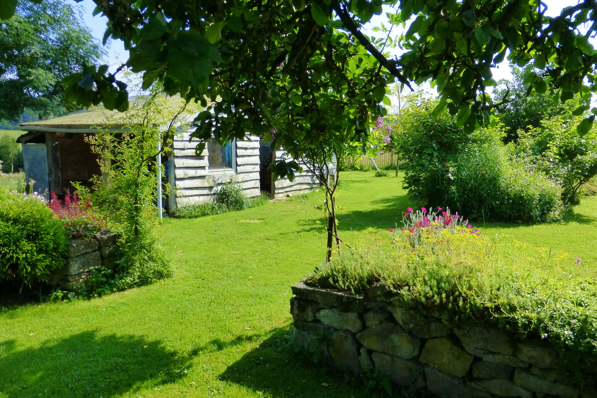 Geräumiges Ferienhaus mit Garten am Waldrand in Durbuy