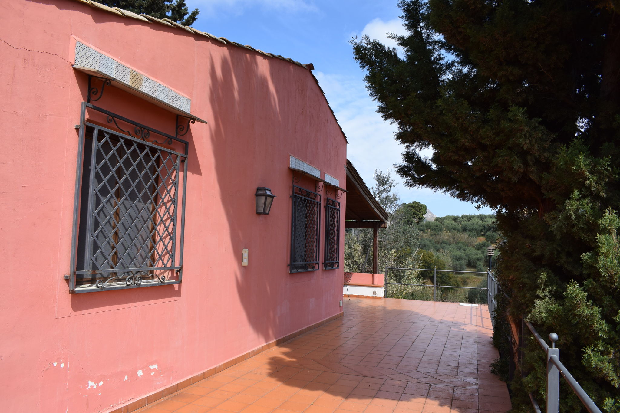 Cottage in Santa Flavia with Swimming Pool, Terrace, Barbecue