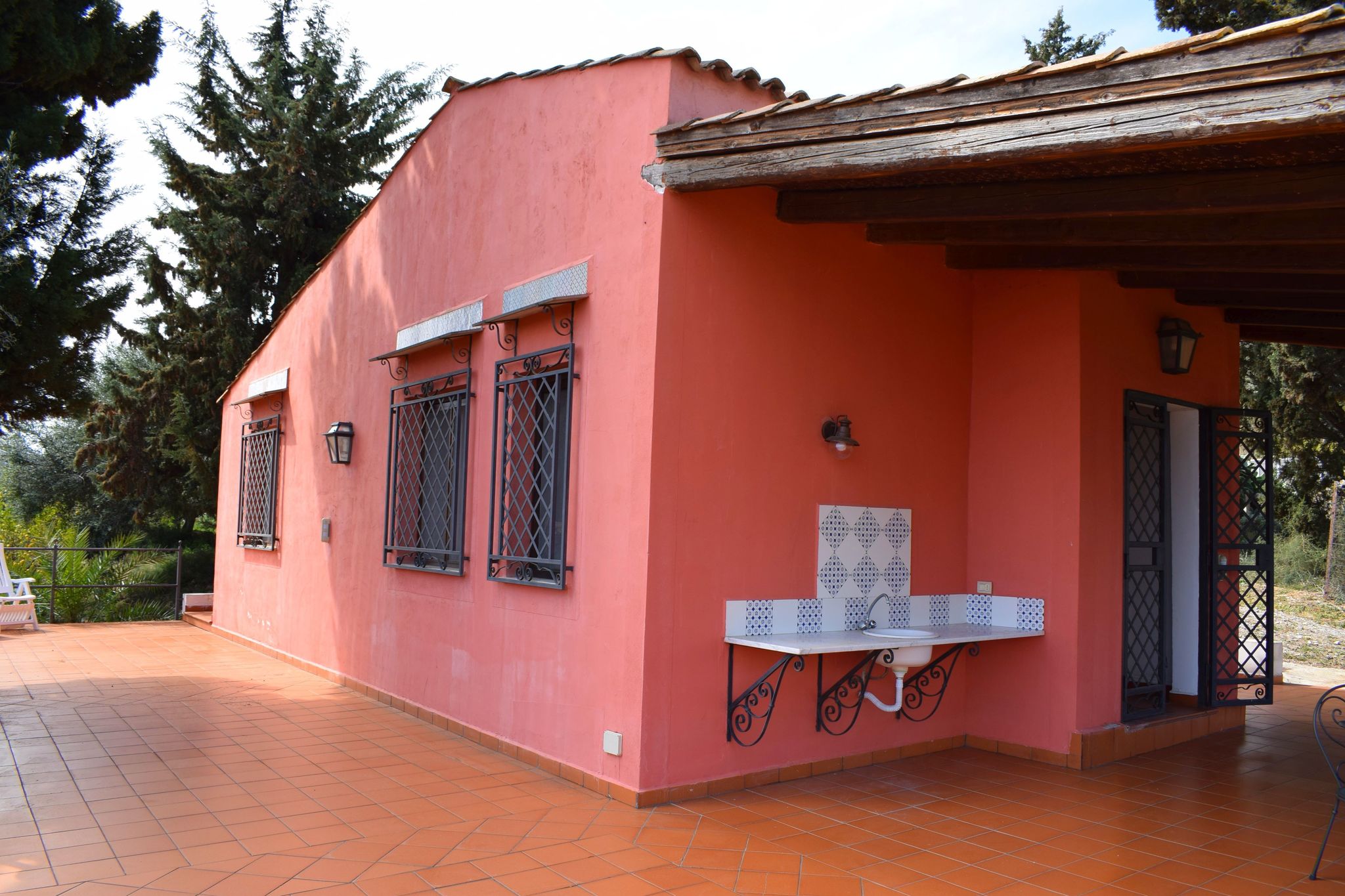 Gemütliches Ferienhaus mit Gemeinschaftspool in Santa Flavia