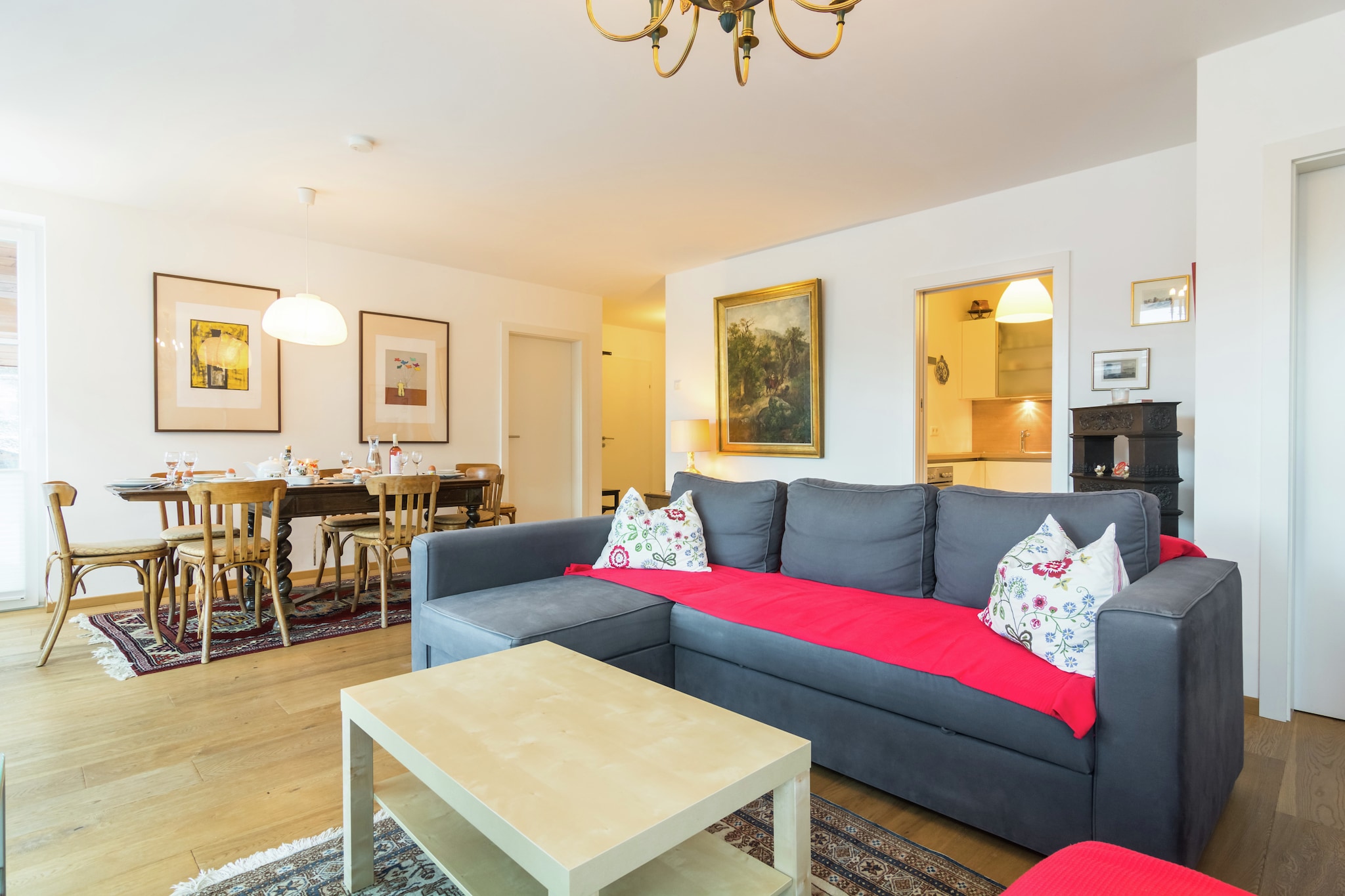 In the always cozy and centrally located town of Leogang, on the edge of Salzburger Land and Tyrol, the stylish and modern holiday apartment complex is located right in the center. The cozy and luxuriously furnished holiday apartment is on the 3rd floor and offers plenty of space and plenty of privacy. There is a spacious living room with an open kitchen equipped with all appliances. There are 2 bedrooms, each with a bathroom, and a private sauna for ultimate relaxation, so that you can enjoy yourself in complete privacy. From the wonderful balcony you have a beautiful view of the mountains and the center. As an extra, there is a garage for your car and an elevator so that you can easily reach the holiday apartment. In winter, you can easily reach the well-known Leogang-Saalbach-Hinterglemm ski area, which is a real paradise for snow fans, with the free ski bus that stops almost outside the door. The slope in the town, which is often open in the evening, can be reached on foot (200 m). But there are of course plenty of options for non-skiers too: well-cleared hiking trails, tobogganing, cross-country skiing and simply enjoying the peace and quiet. 
In the other seasons, Leogang offers plenty of opportunities in the immediate area for active holidaymakers, but also for those looking for peace and quiet. Leogang is known throughout Europe for its huge range of mountain biking options. There are also various sights in the immediate area, such as Kaprun, Zell am See, the Grossglockner, the Krimml Waterfalls and not forgetting the beautiful city of Salzburg.
