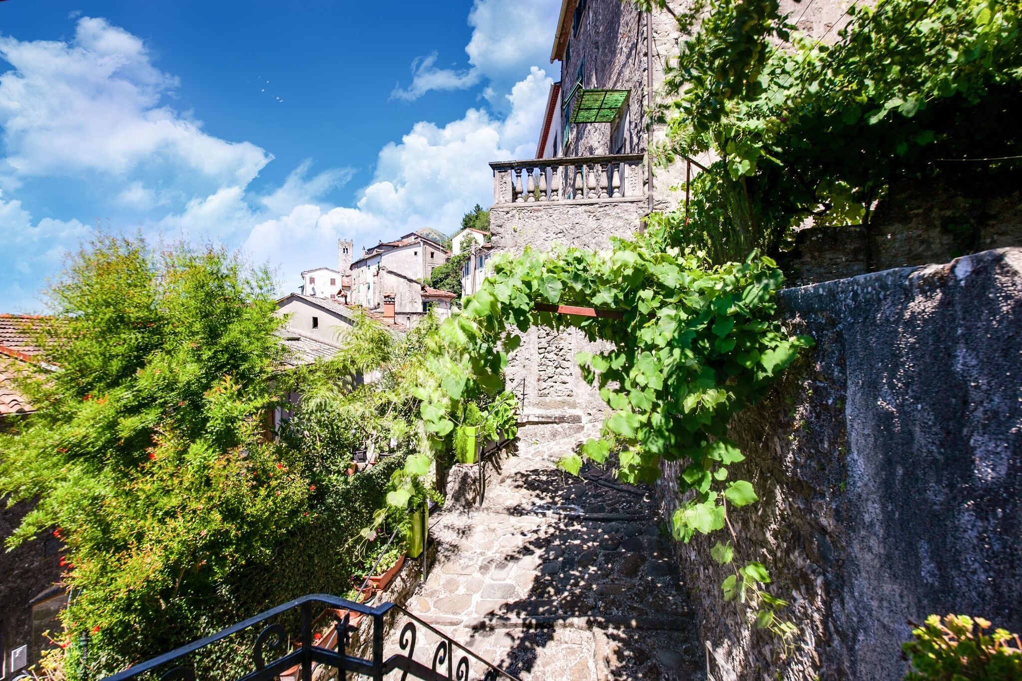 Karakteristieke vakantiewoning in Bagni di Lucca met terras