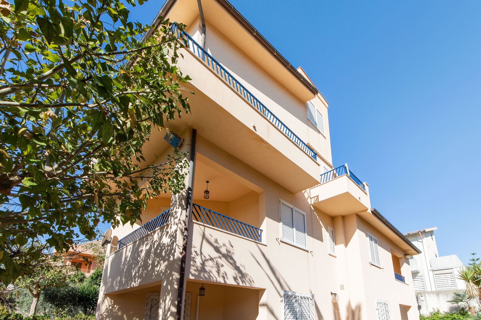 Maison de vacances ensoleillée à Sciacca avec balcon