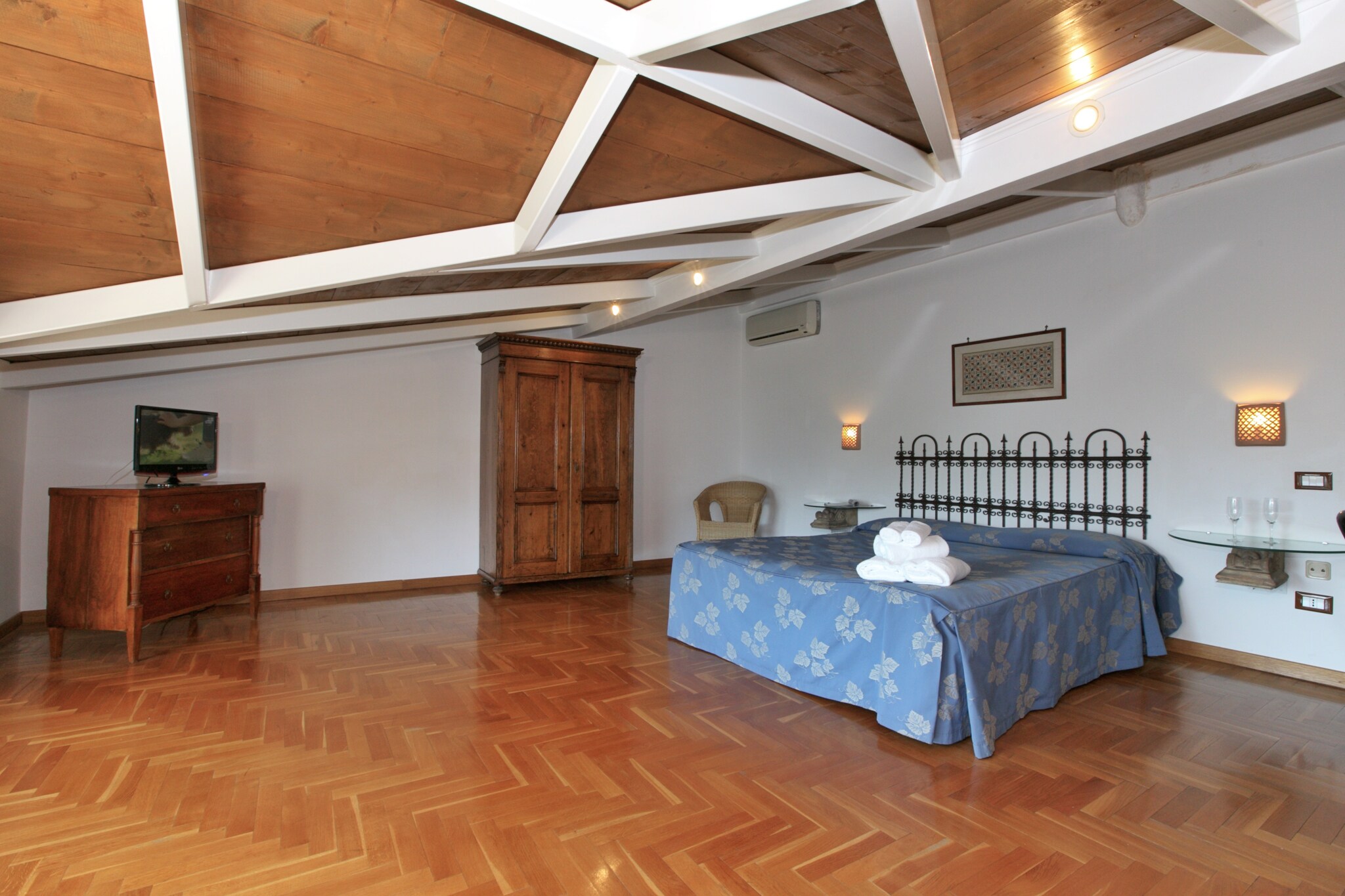 Bed Room