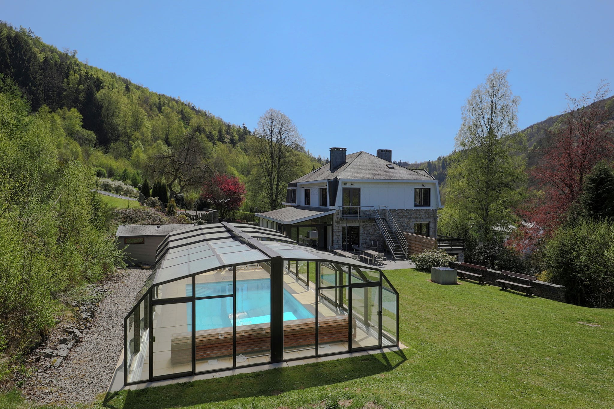 Modern Mansion in Vielsalm with Sauna and Private Pool