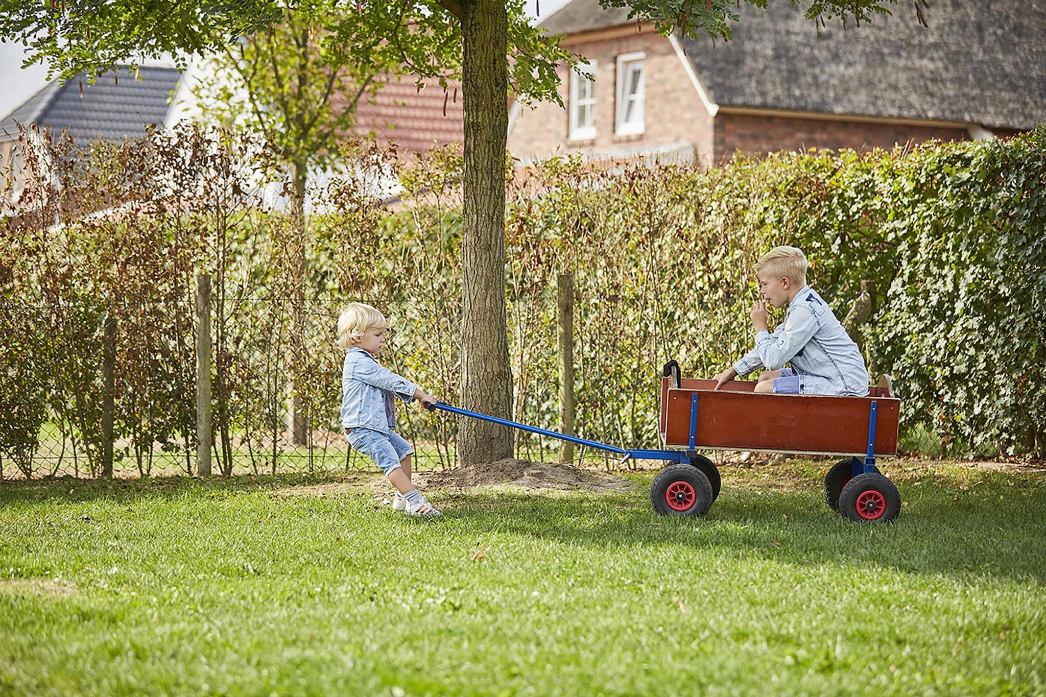 Buitenhof De Leistert 14-Tuinen zomer