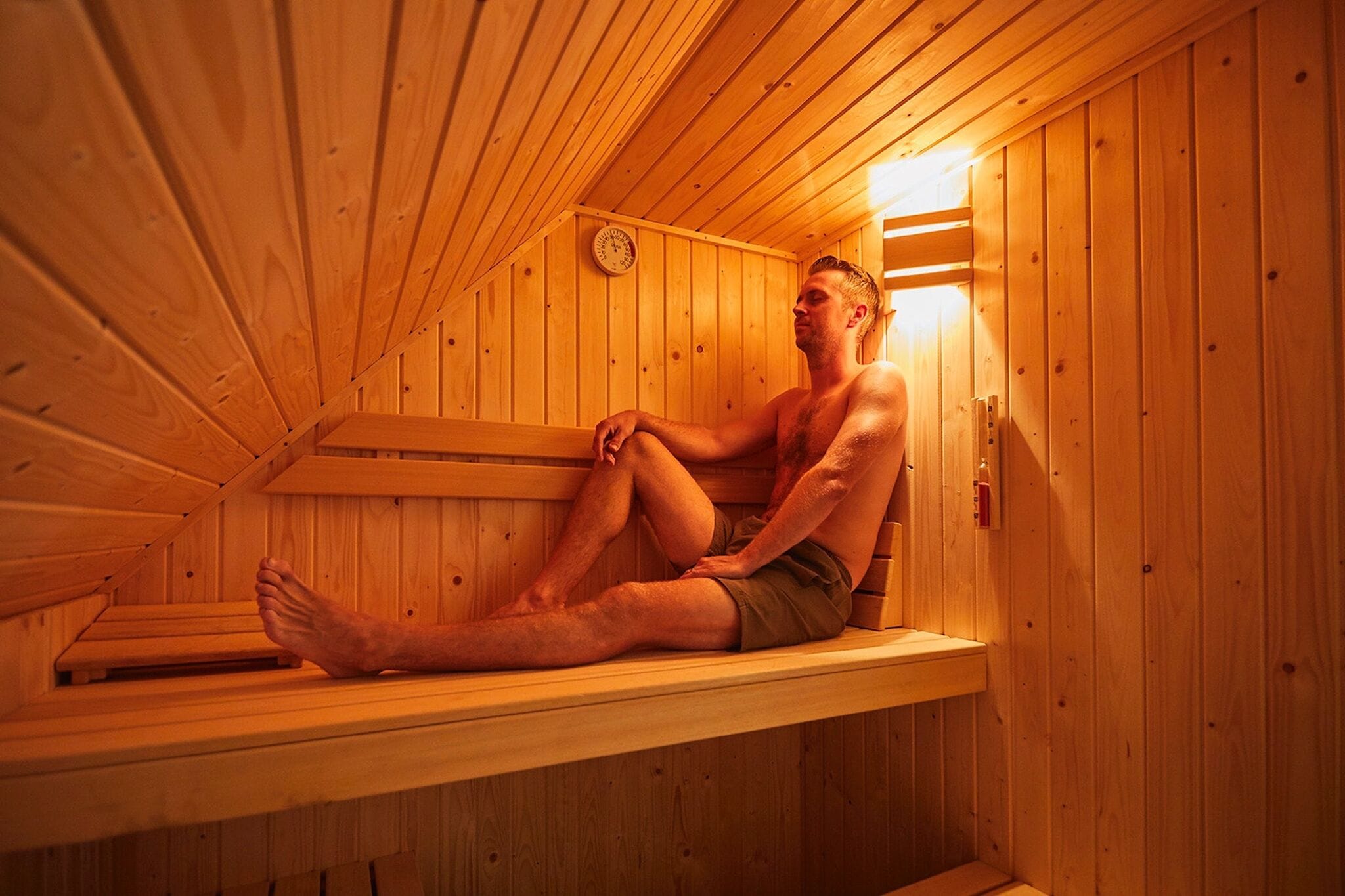 Tidy, child-friendly villa with a sauna in Limburg