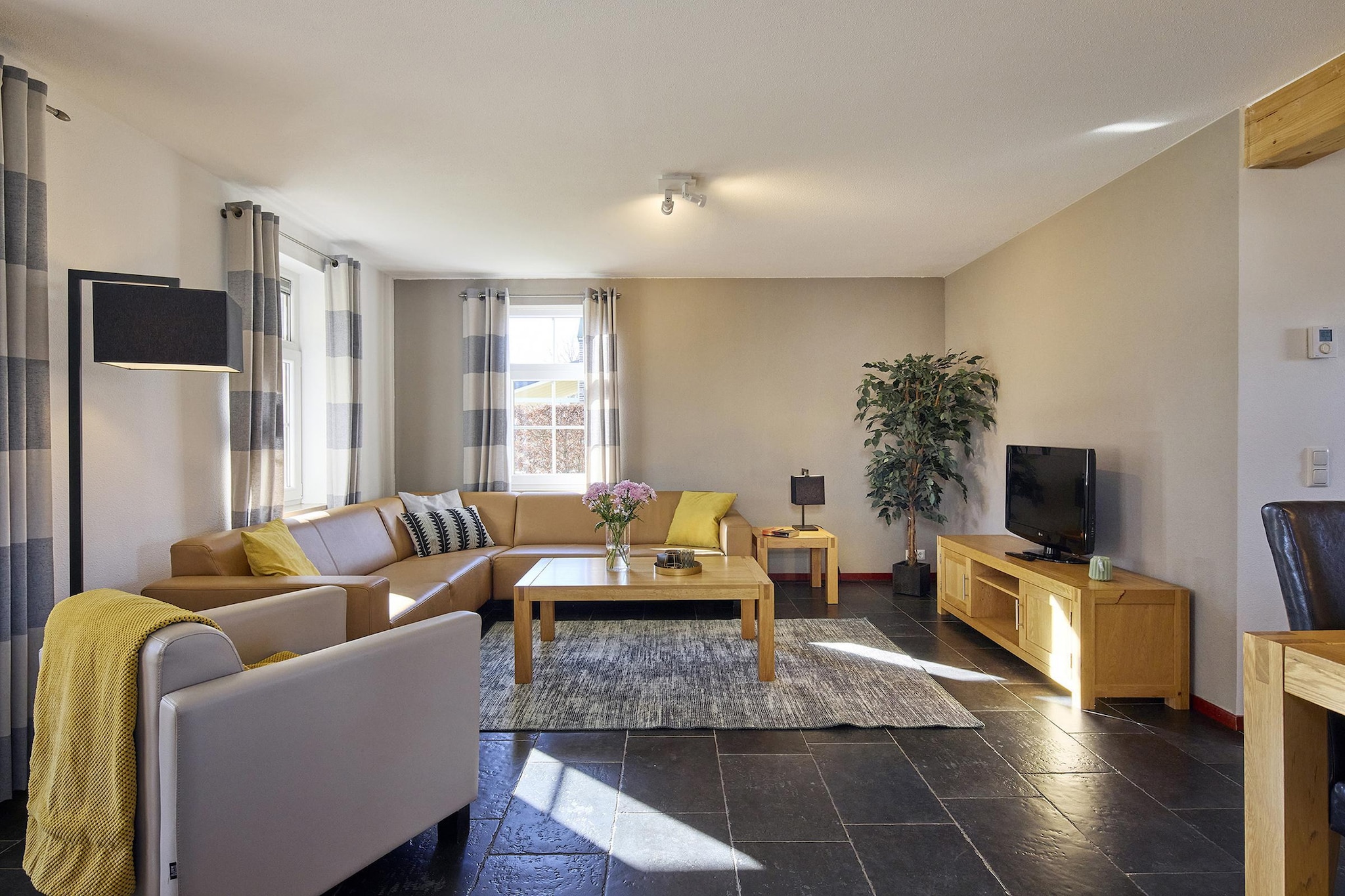 Buitenhof De Leistert 16-Woonkamer