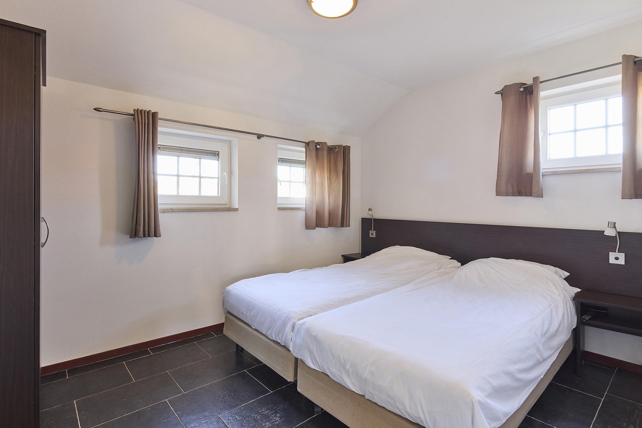 Buitenhof De Leistert 7-Slaapkamer