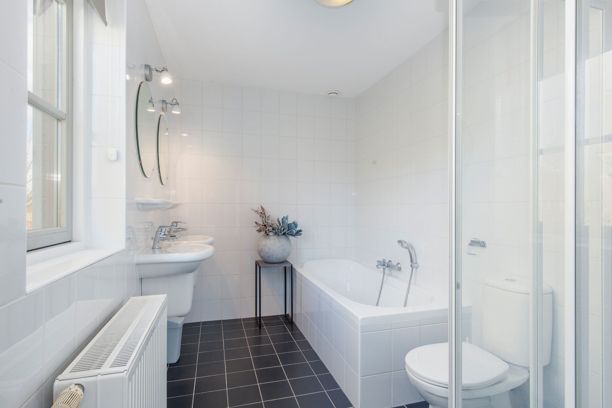 Statige, luxe villa met twee badkamers, 2 km. van Appelscha