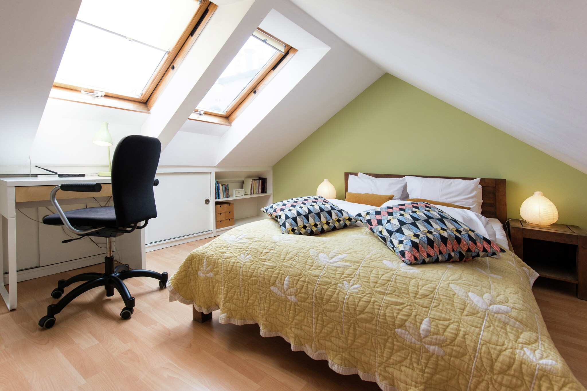 Situated a few steps away from the heart of Old Town of Krakow, this apartment in the 1st district has 2 bedrooms and accommodates 3 guests. It is ideal for a family with children to stay enjoying the air conditioning and the cozy living-dining room. 



The area is quiet and safe to enjoy a peaceful vacation. You can visit the public swimming pool at 4 km and have a refreshing swim. The restaurants at 200 m offer tasty local cuisine to enjoy. You can have fun as well as enjoying the nightlife at 500 m.



There is air conditioning on the third floor to spend a pleasant time indoors. The single sofa bed in the living-dining room is perfect to lounge. The bedroom has a small double bed for a comfortable sleep. You can relax in the mezzanine or spend time listening to music.  A children's bed and high chair are also provided.



Public transport is at 200 m.