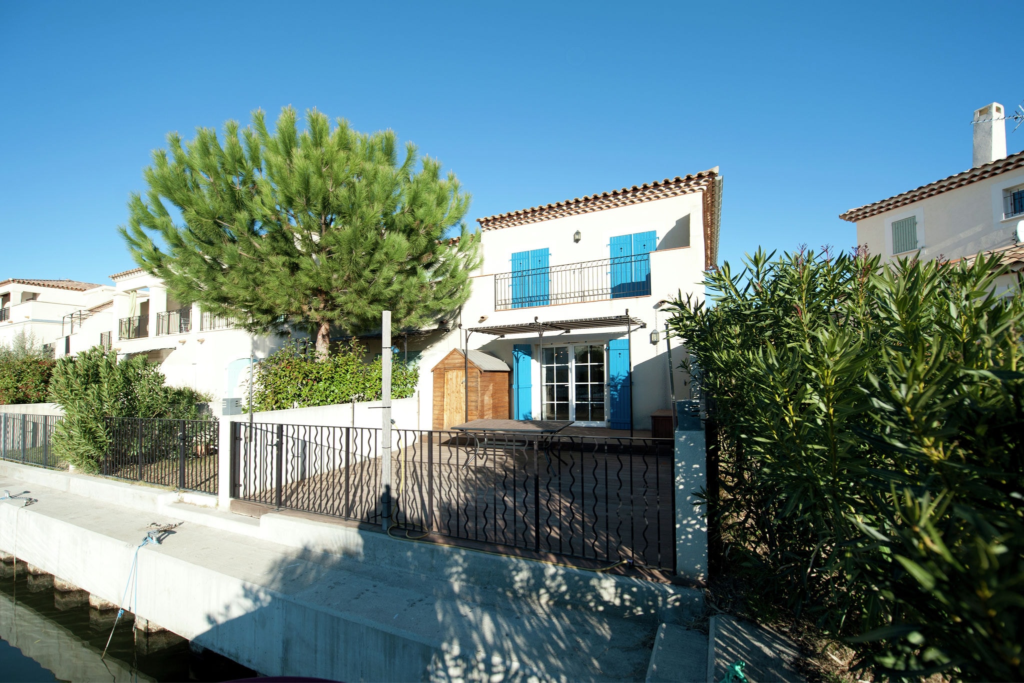 Villa mit Balkon & Terrasse in Meeresnähe in Aigues Mortes