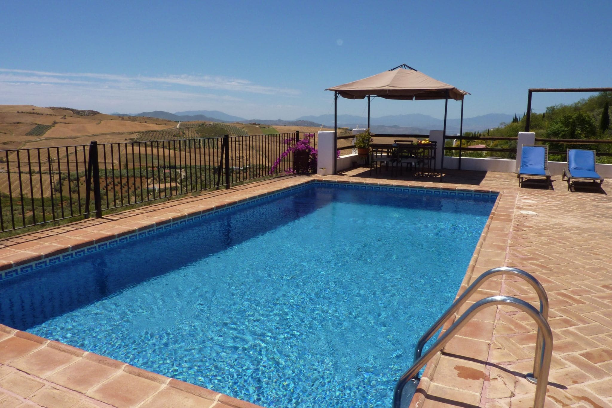 Luxuriöse Villa in Antequera mit privatem Pool