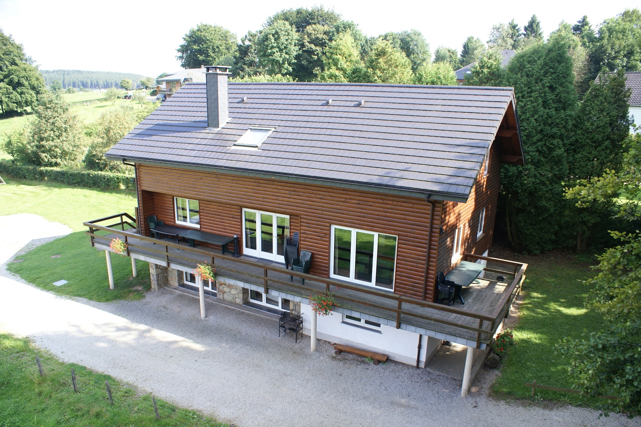 Vakantiehuis Xhoffraix max. 26 personen 3 huisdieren 9 slaapkamers sauna #1