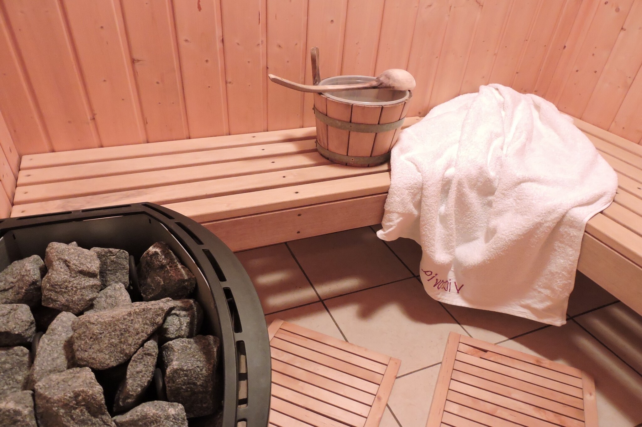 Vakantiehuis Xhoffraix max. 26 personen 3 huisdieren 9 slaapkamers sauna #20