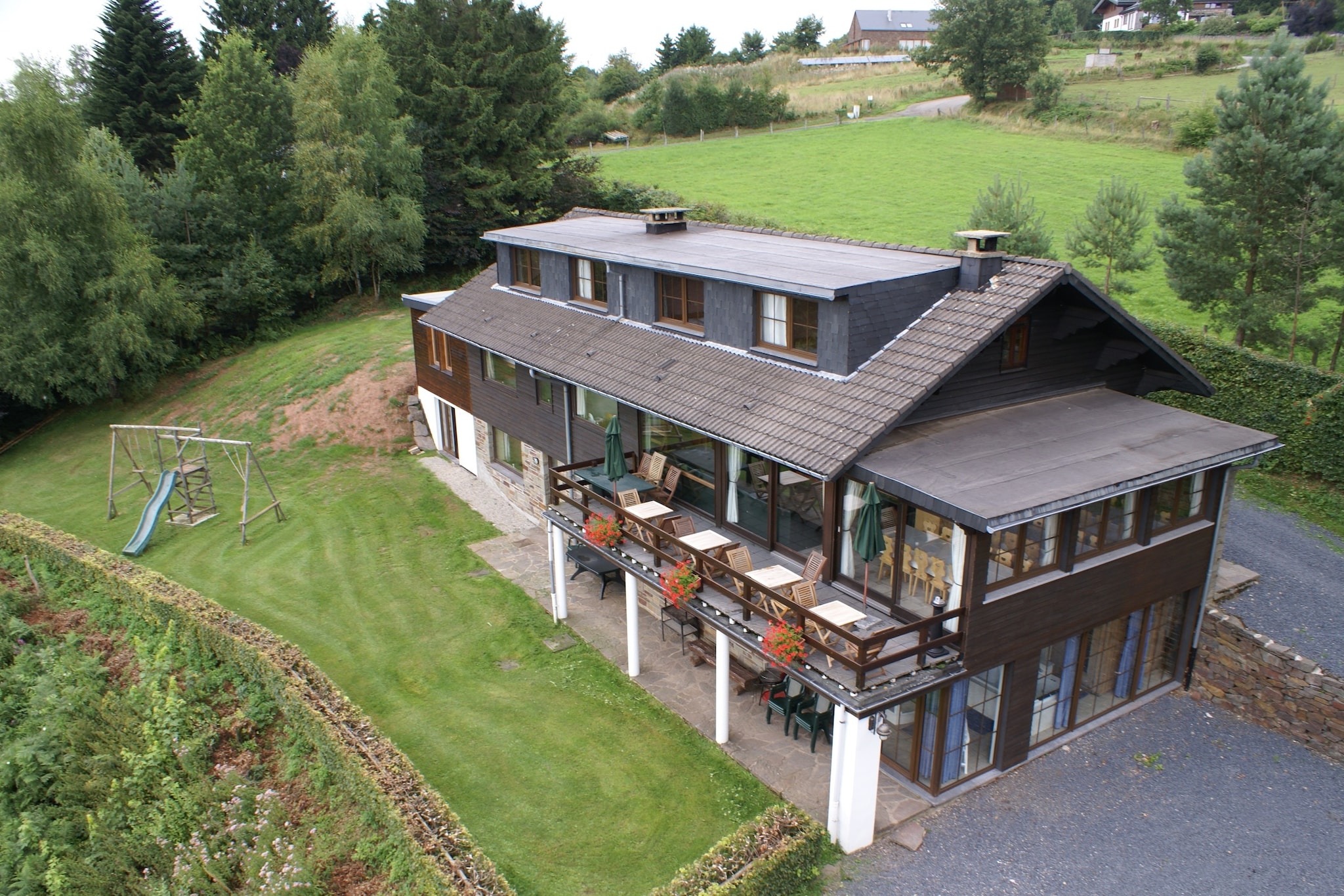 Vakantiehuizen Xhoffraix EUR-BE-4960-142
