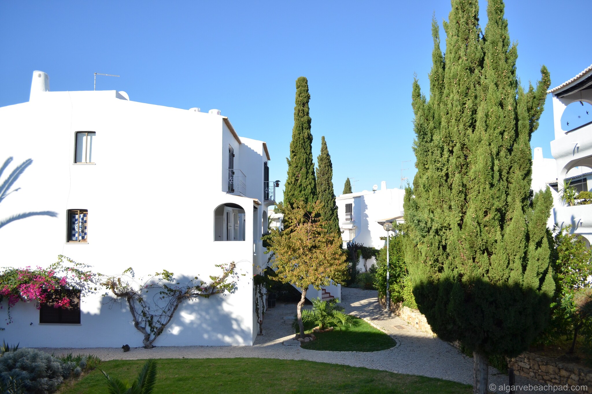 On the 1st floor: (open kitchen(electric kettle, toaster, cooker(5 ring stoves), hood, coffee machine(cups), oven, microwave, dishwasher, fridge-freezer), Living/diningroom(TV, dining table, decorative fireplace, seating area, DVD player, balcony), bedroom(2x single bed(90 x 200 cm), single folding bed, heating(electric)), bedroom(2x single bed(90 x 200 cm), heating(electric)), bathroom(bathtub with shower, washbasin, toilet), pantry(washing machine))\n\nbathtub or shower, shower, patio, patio, terrace, garden(shared with other guests), parking, swimming pool(shared with other guests, including separate children’s swimming pool (depth 50cm), 20 x 10 m., opened from 1/2 Mar upto and including Dec), ironing board