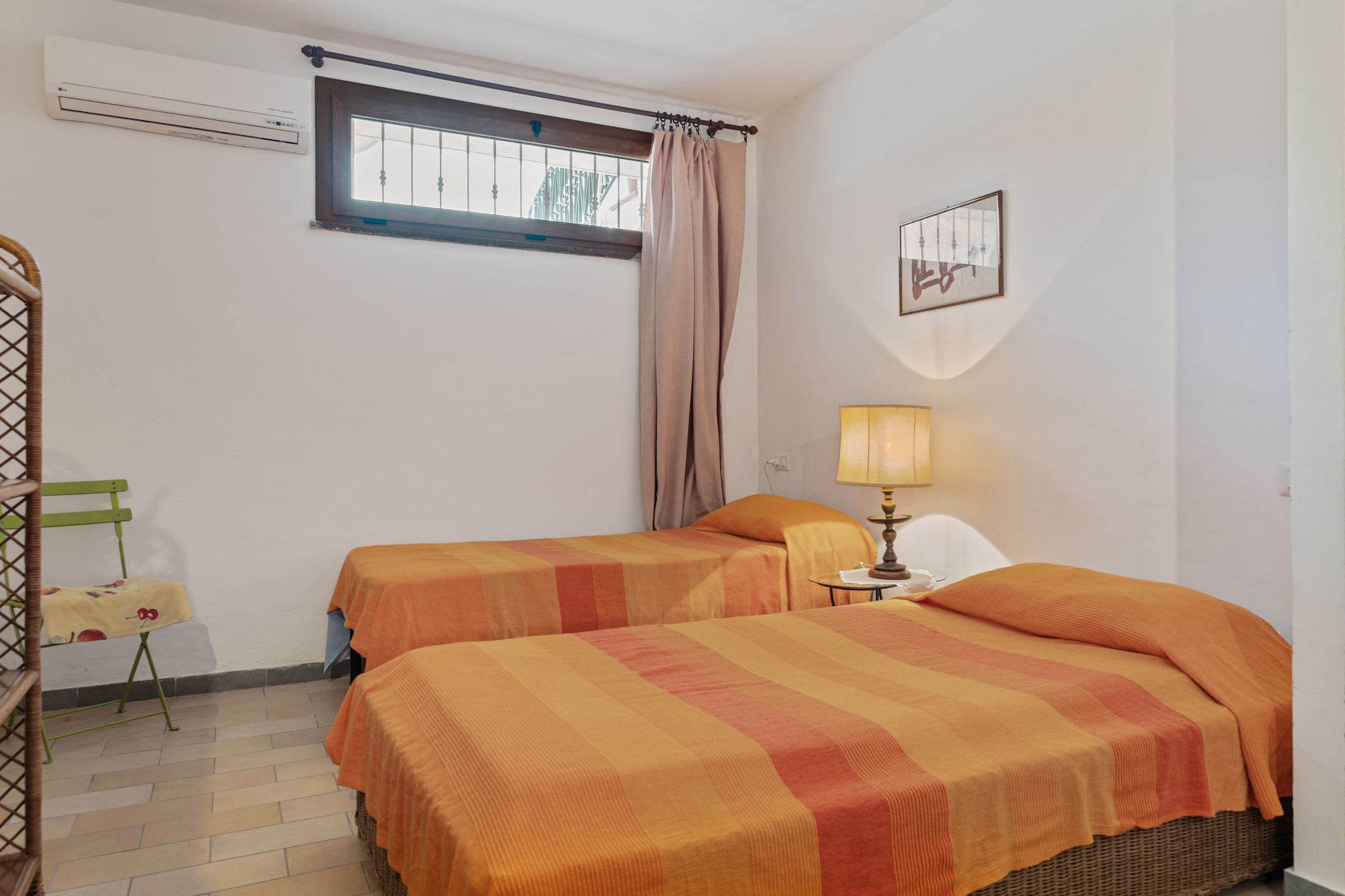 Bed Room