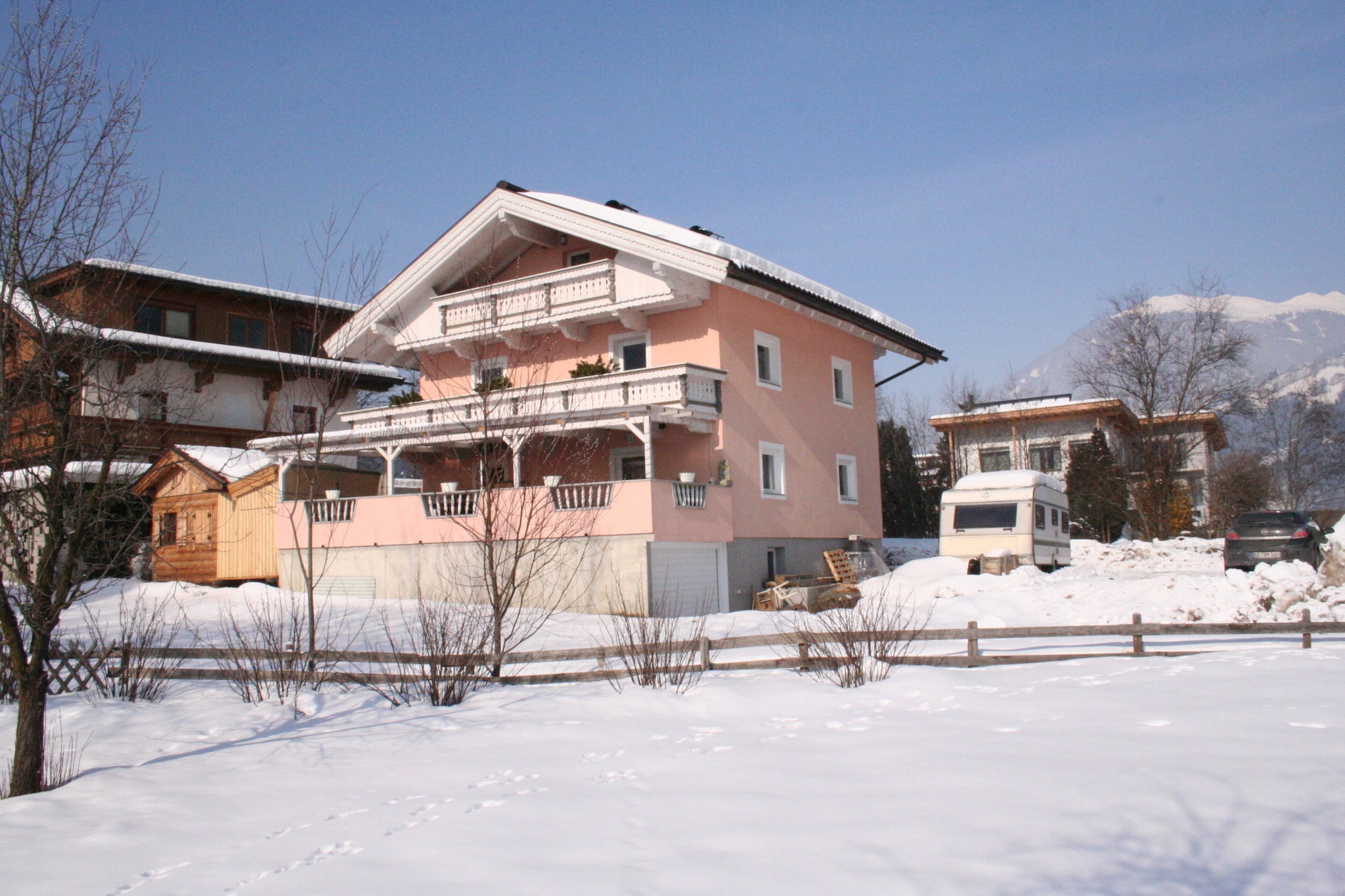 This peaceful 3-bedroom apartment is in Aschau im Zillertal, close to SKI-Optimal Hochzillertal winter sports area. It is ideal for families and can accommodate 6 guests. This apartment has a balcony that offers the perfect relaxing spot.



In SKI-Optimal Hochzillertal winter sports region, you can enjoy skiing during winters. The forest lies 500 m from the apartment, perfect for long walks. The town centre is 500 m from the stay. The local grocery store and restaurants are 1000 m from the property. 



The modern kitchennete is best to prepare healthy breakfasts and eat them before leaving home. A parking space is provided for convenience. Central heating is installed for a cosier stay.



The check in timing are 3-6 PM and check out can be done between 9- 10 AM.