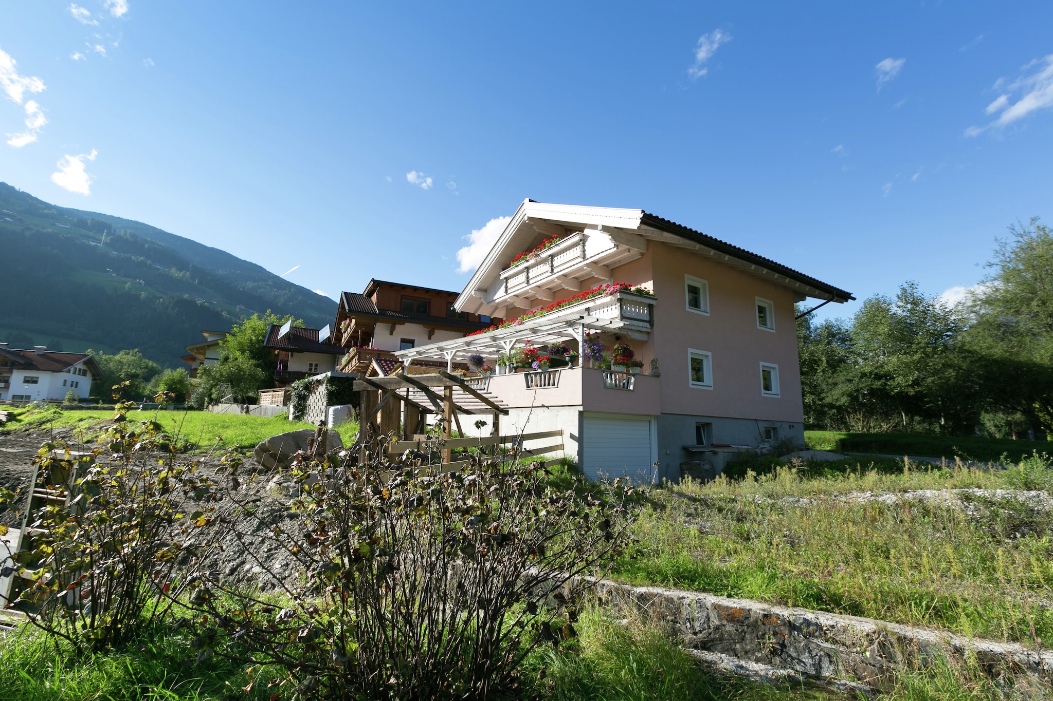 Apartment in Aschau near Ski Hochzillertal