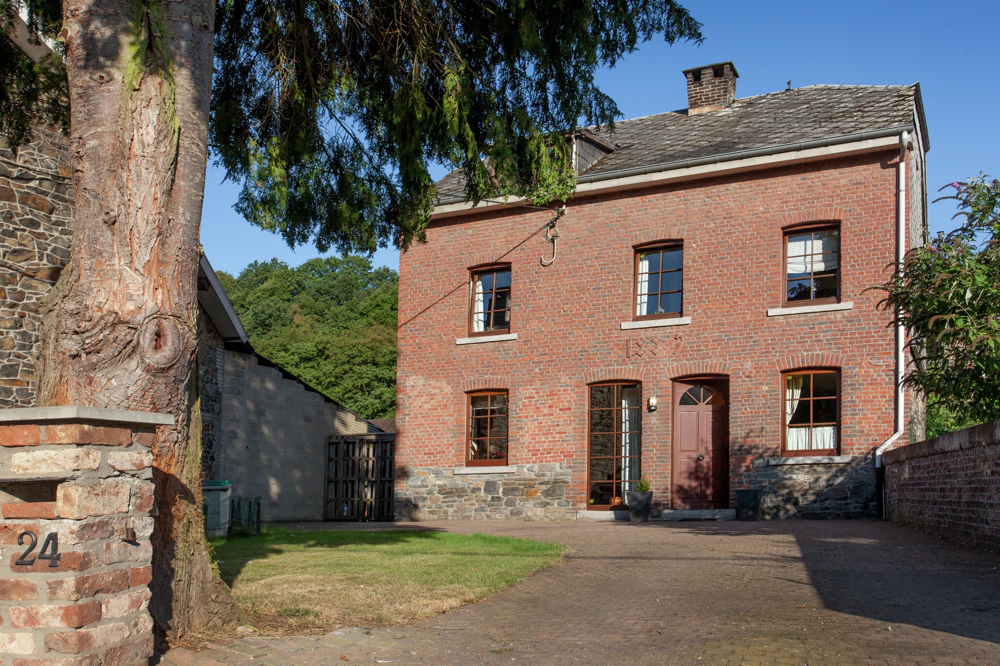Vakantiehuis Coo Ardennes max. 9 personen 1 huisdier 3 slaapkamers zwembad sauna #1
